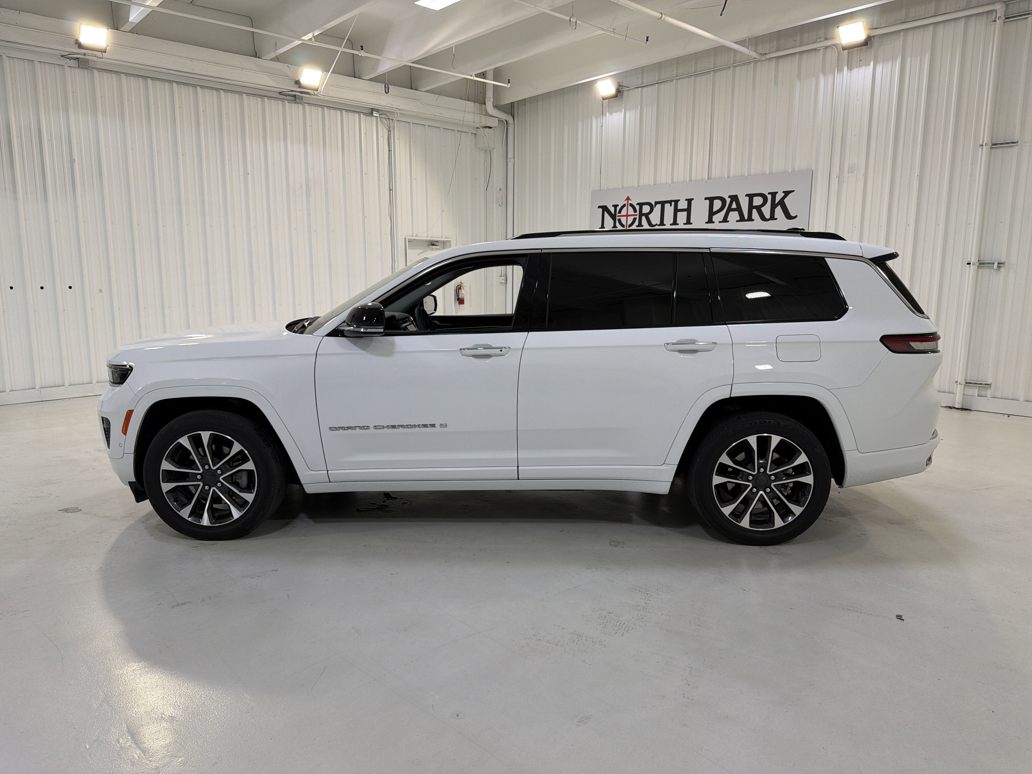 2023 Jeep Grand Cherokee L Overland