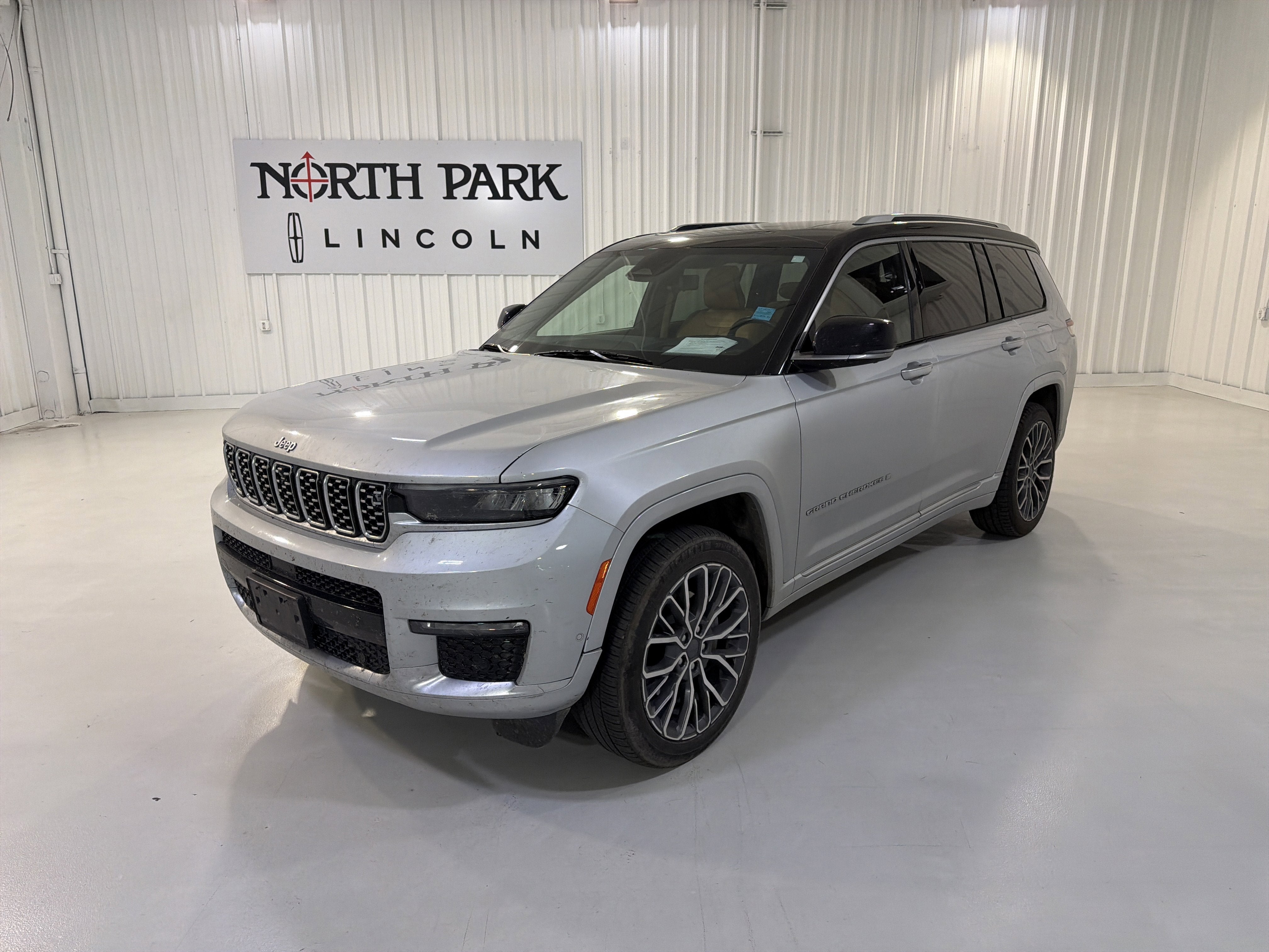 2023 Jeep Grand Cherokee L Summit Reserve