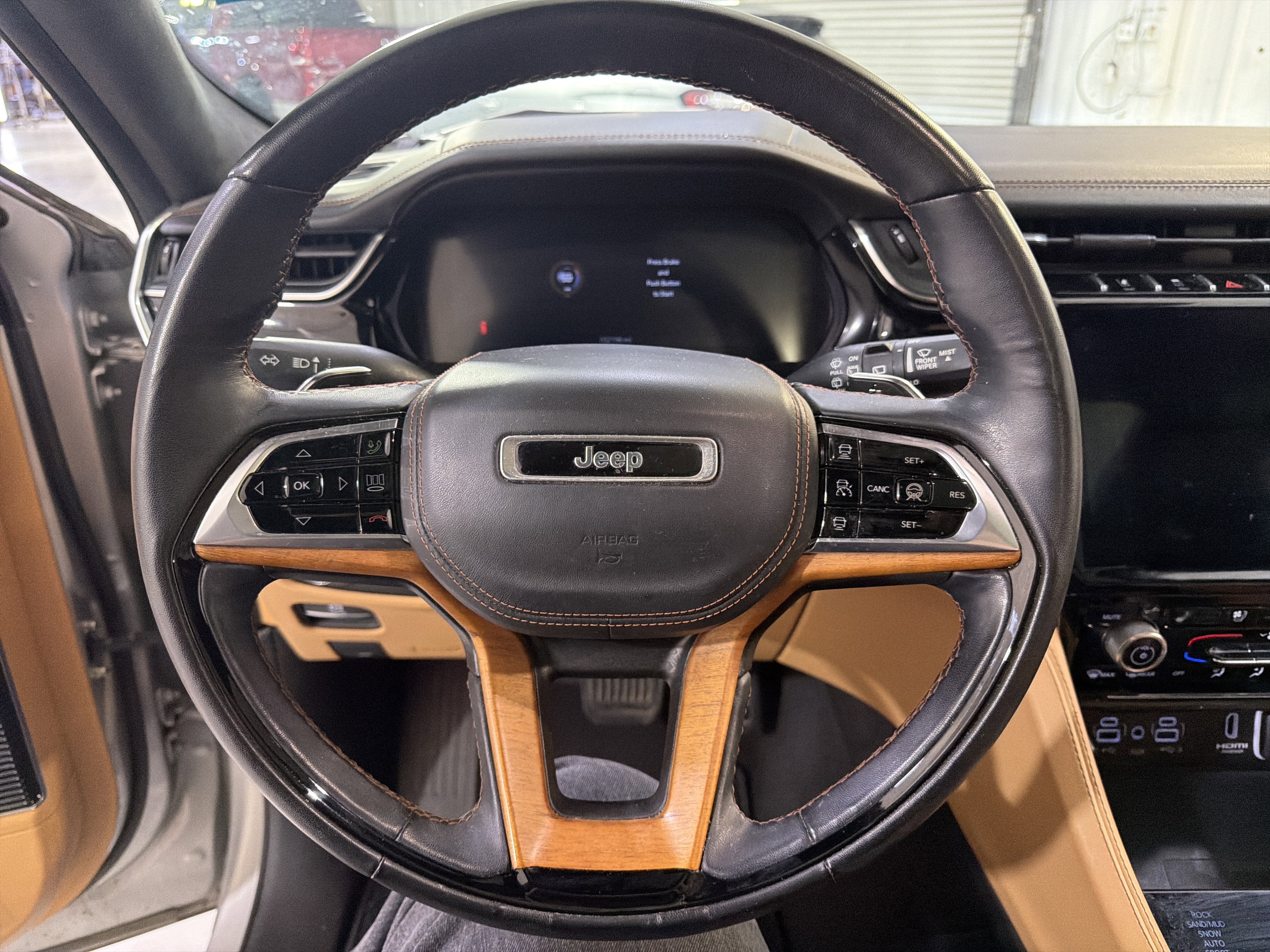 2023 Jeep Grand Cherokee L Summit Reserve