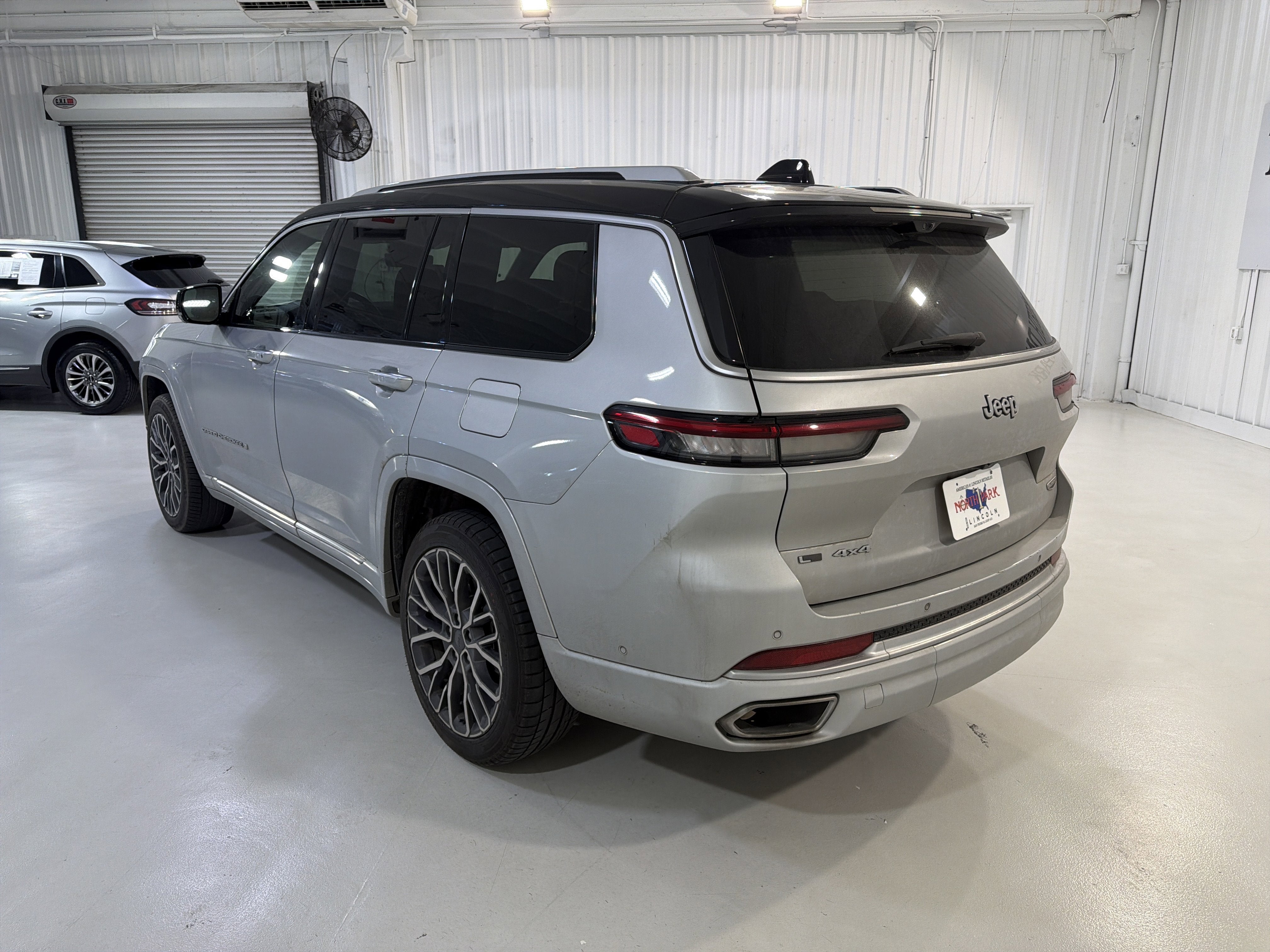 2023 Jeep Grand Cherokee L Summit Reserve