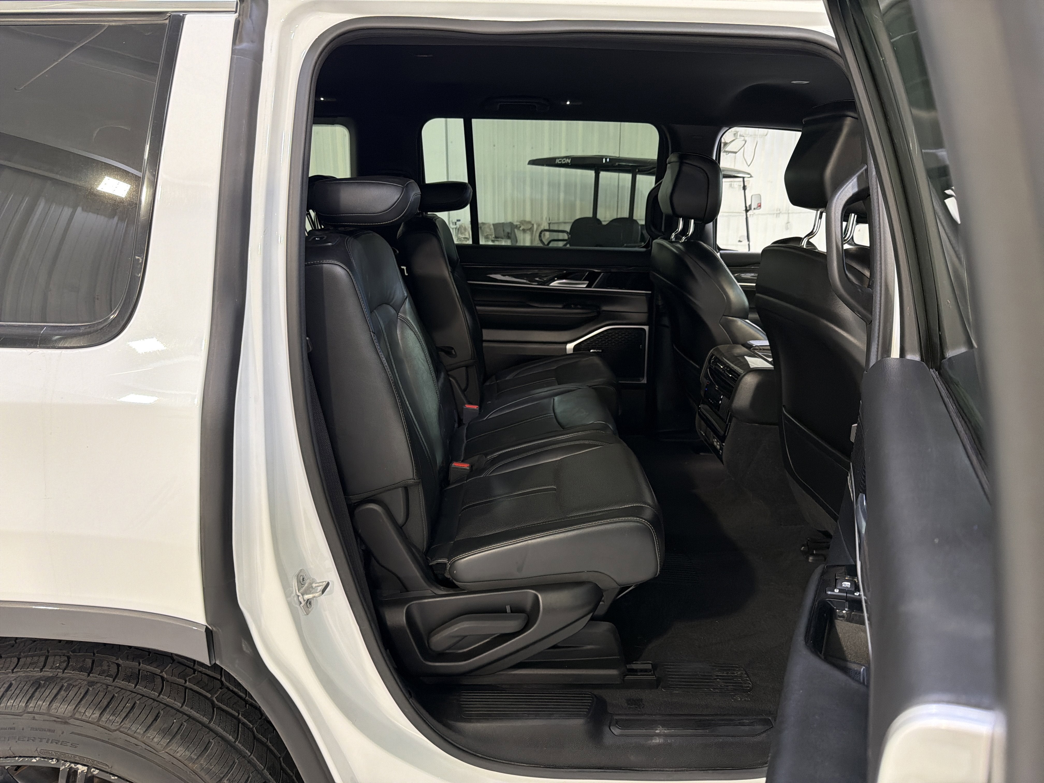 2022 Jeep Wagoneer Series II