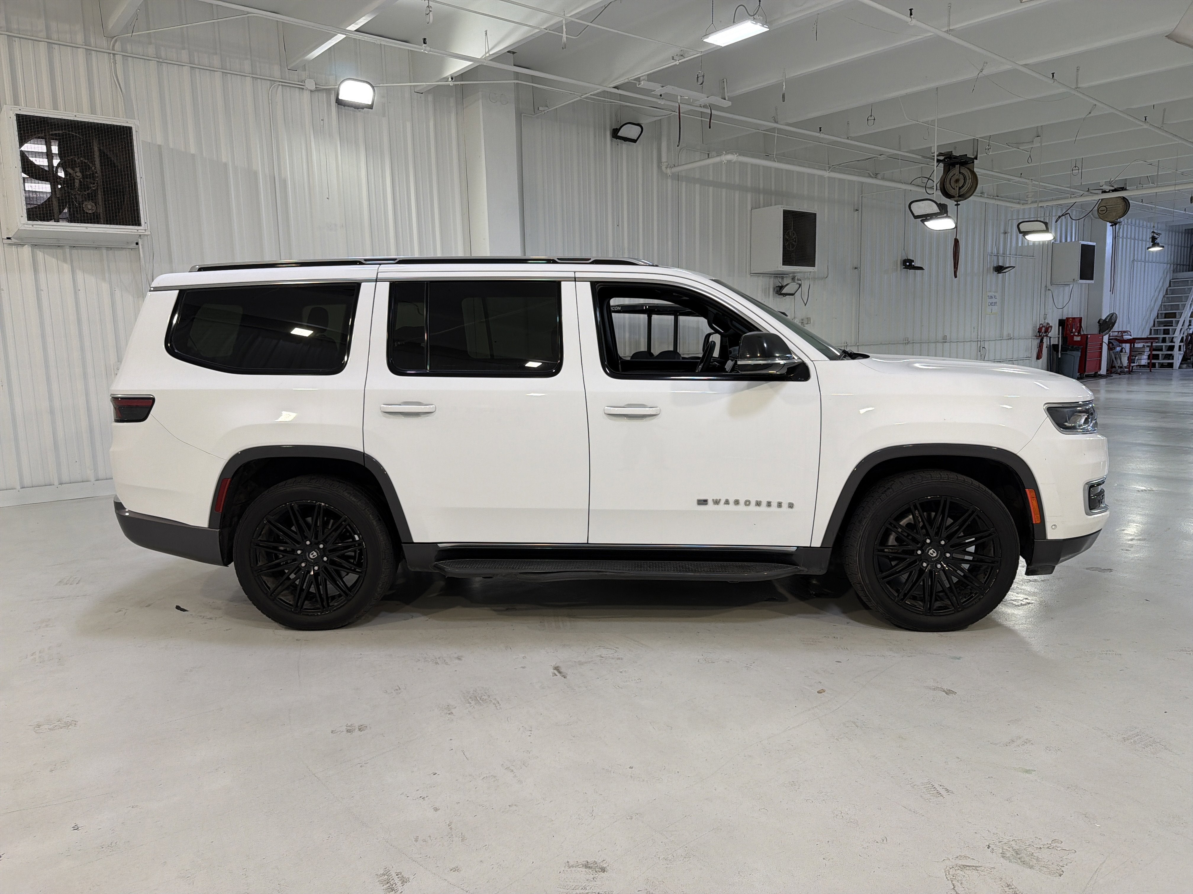 2022 Jeep Wagoneer Series II