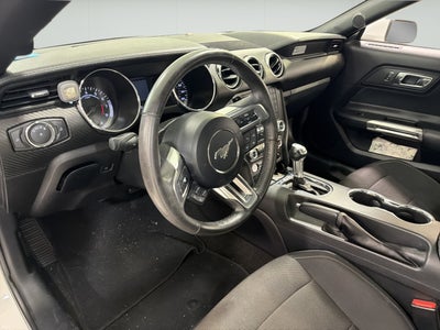 2015 Ford Mustang V6