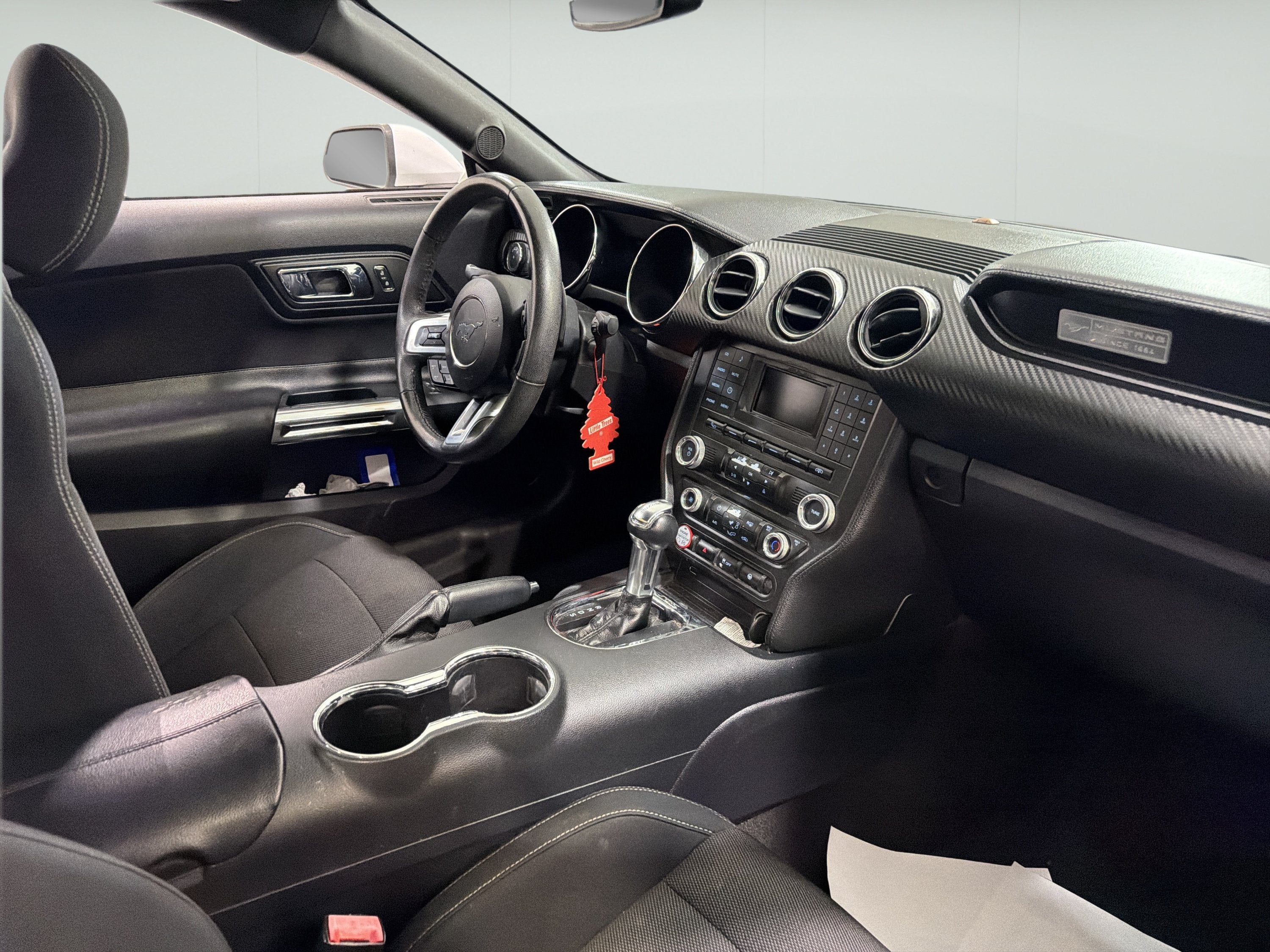 2015 Ford Mustang V6