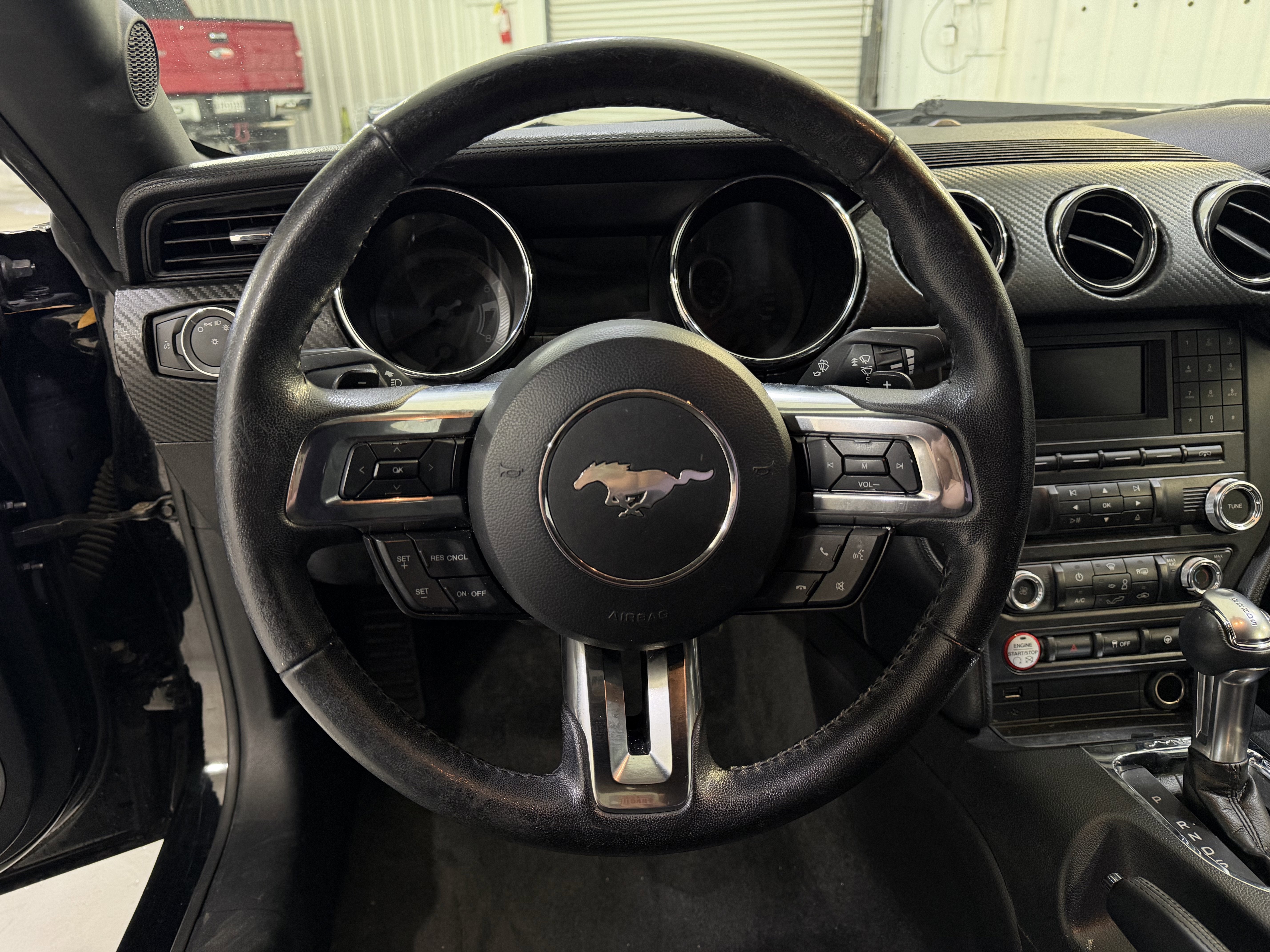 2017 Ford Mustang V6