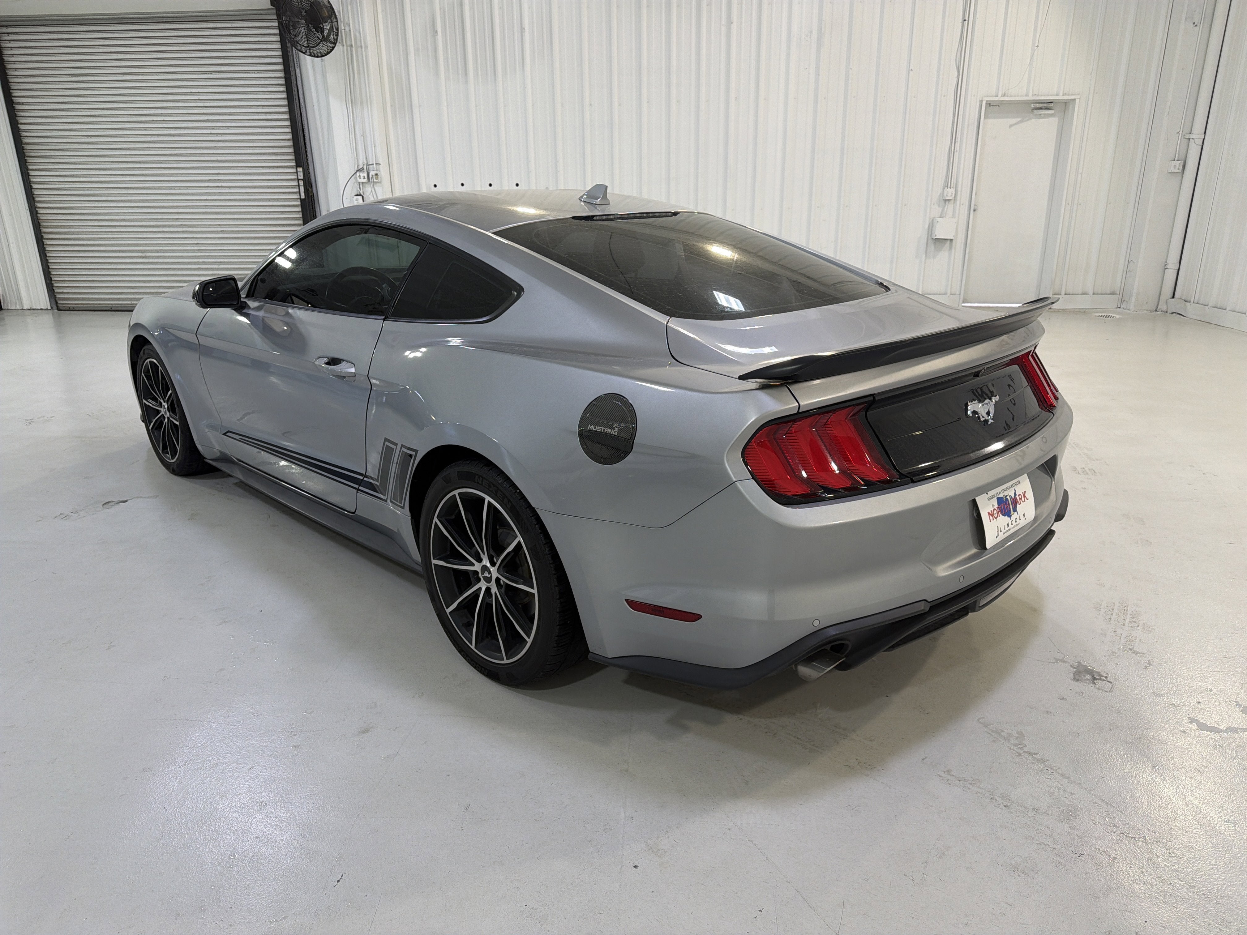 2020 Ford Mustang EcoBoost