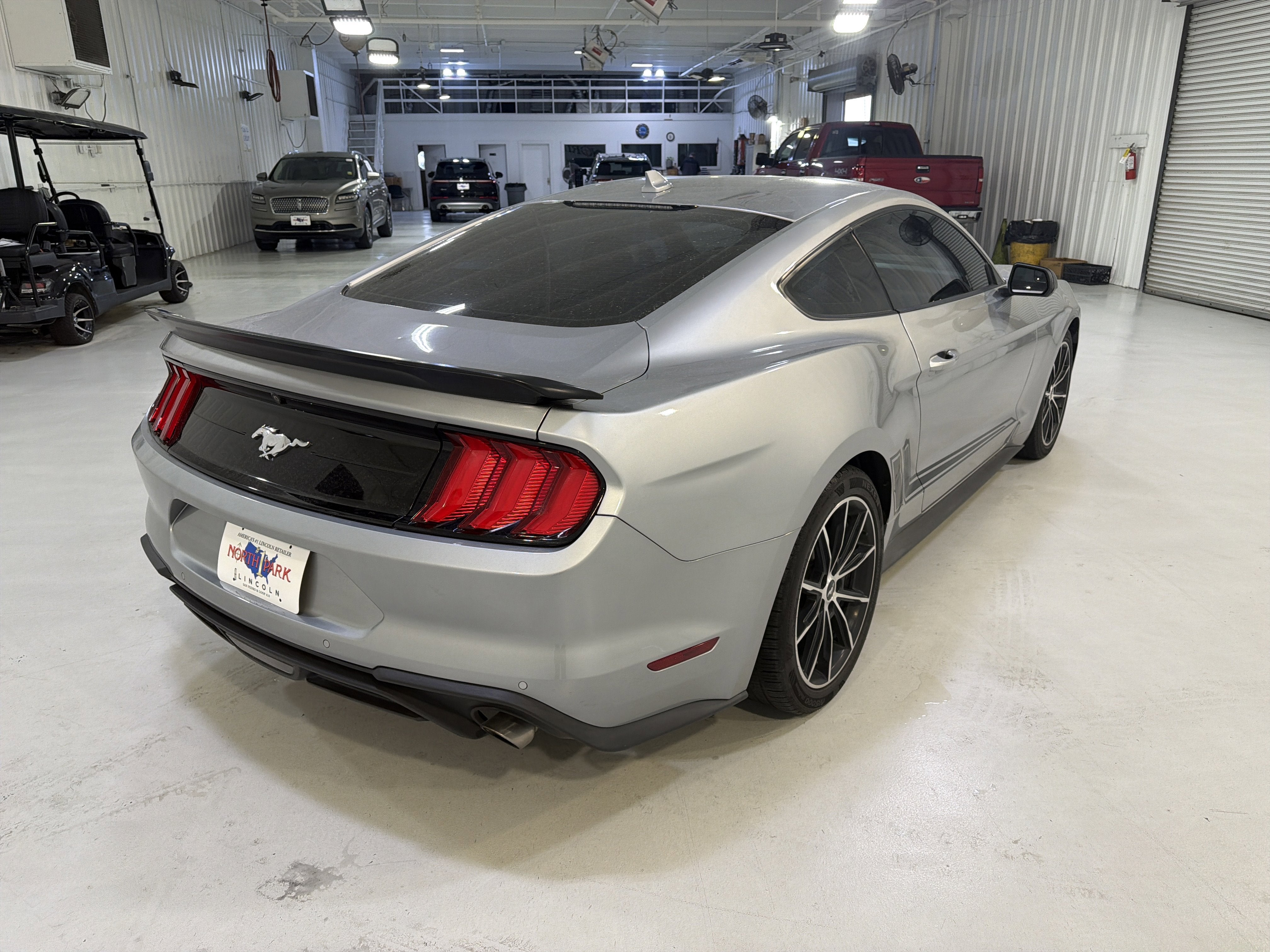 2020 Ford Mustang EcoBoost