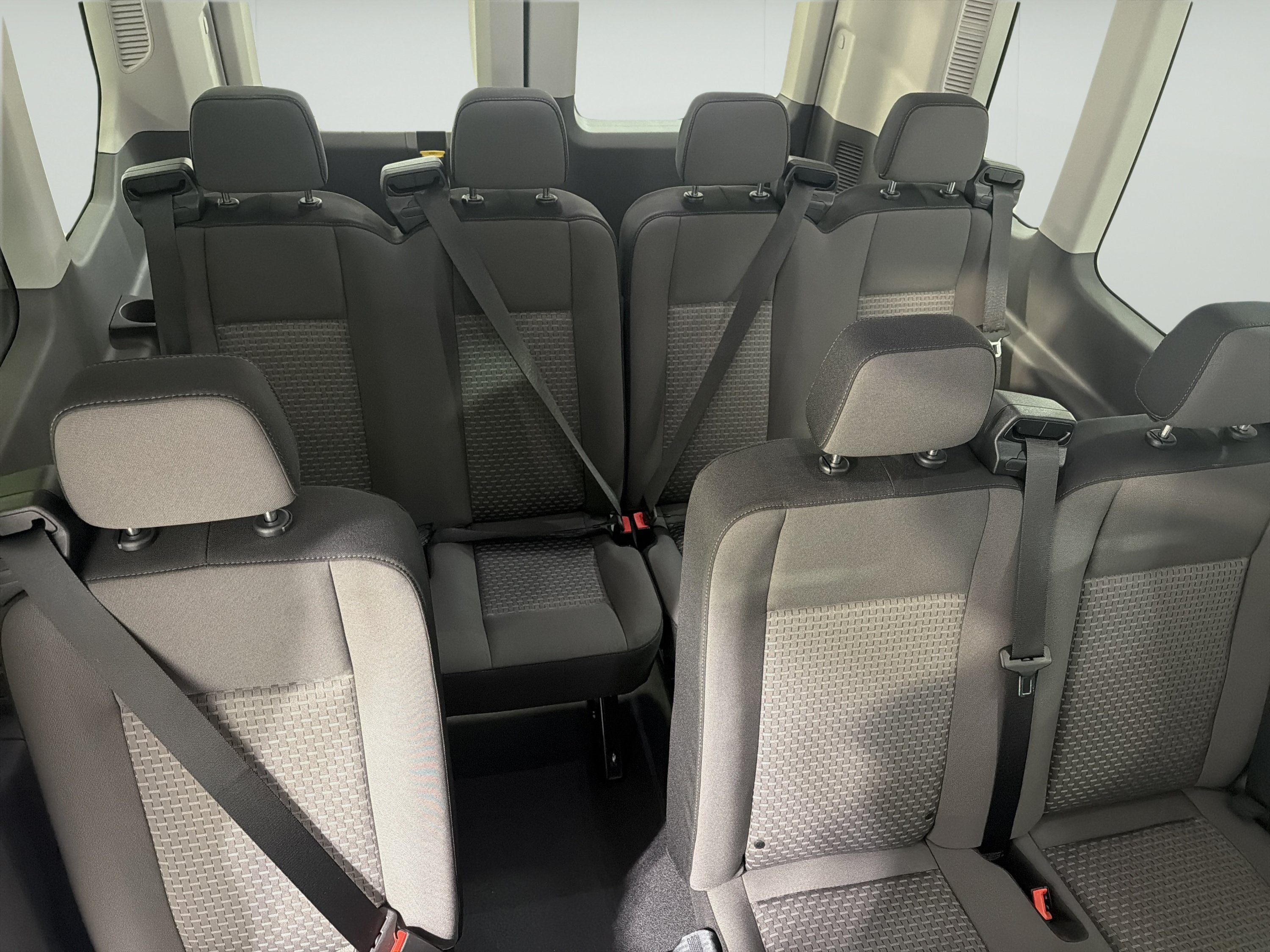2024 Ford Transit Passenger Wagon XL