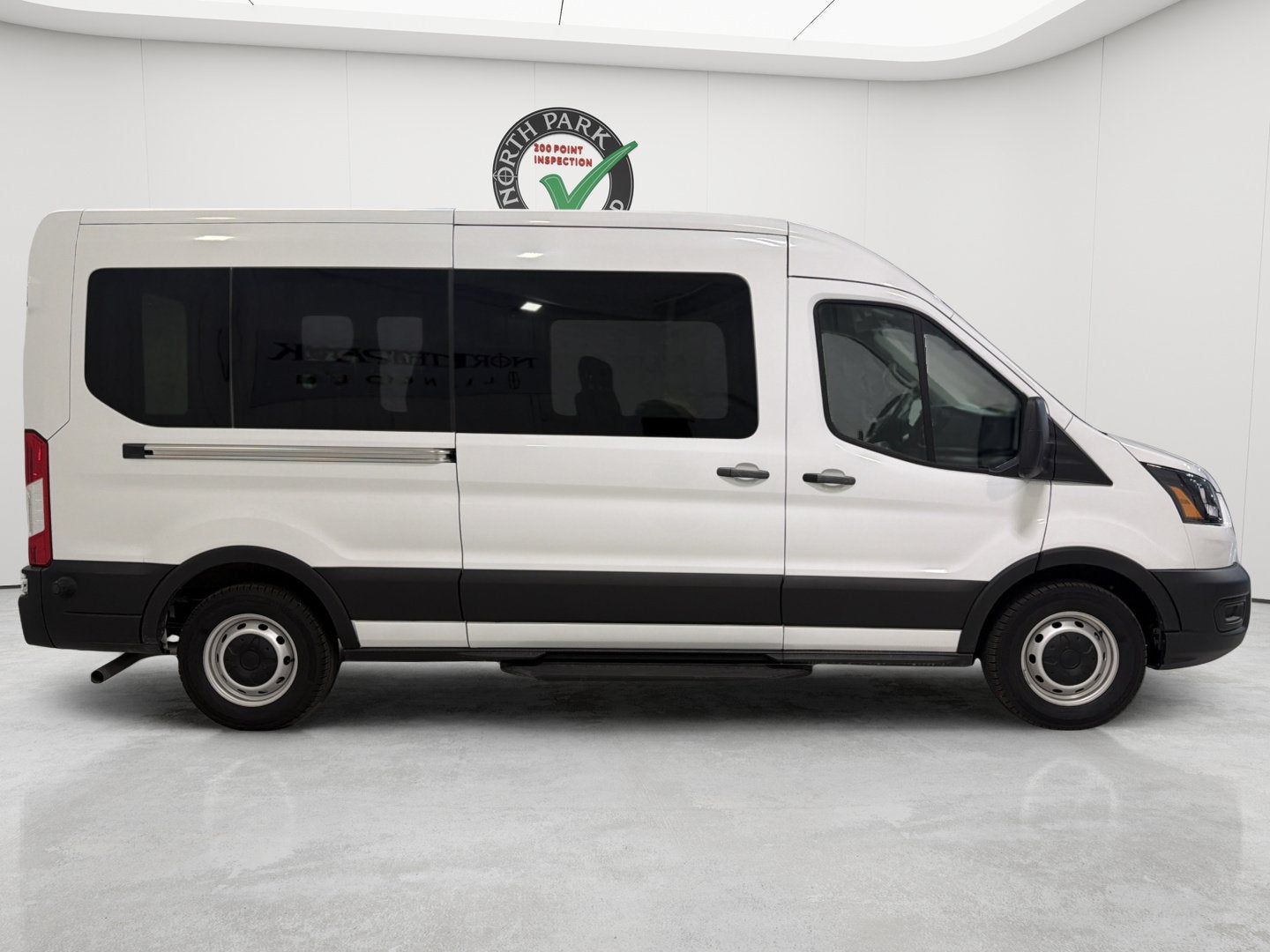 2024 Ford Transit Passenger Wagon XL