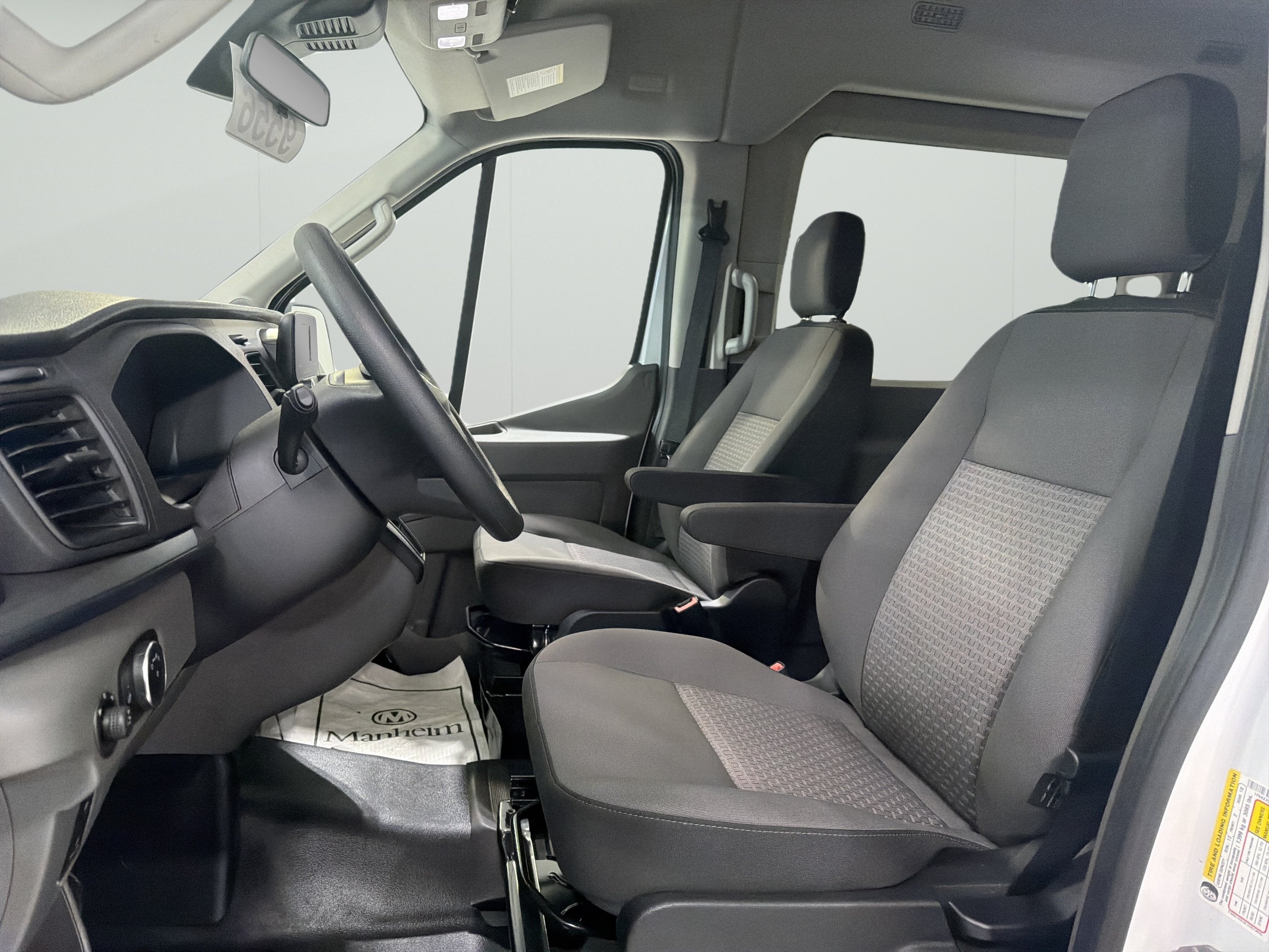 2024 Ford Transit Passenger Wagon XL