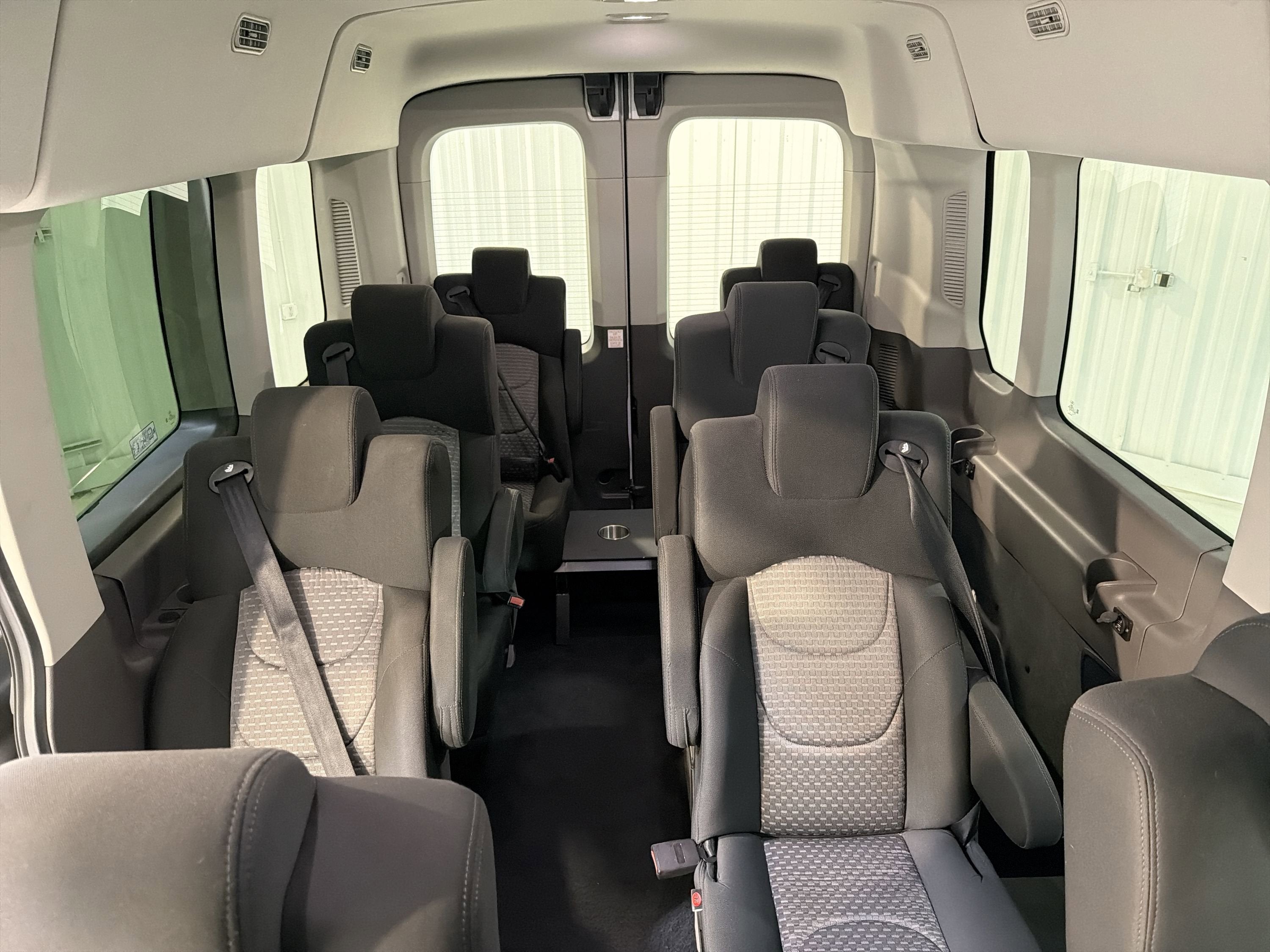 2023 Ford Transit Passenger Wagon XLT