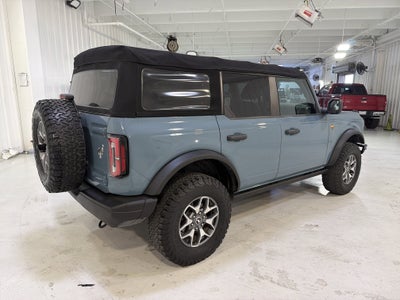 2022 Ford Bronco Badlands