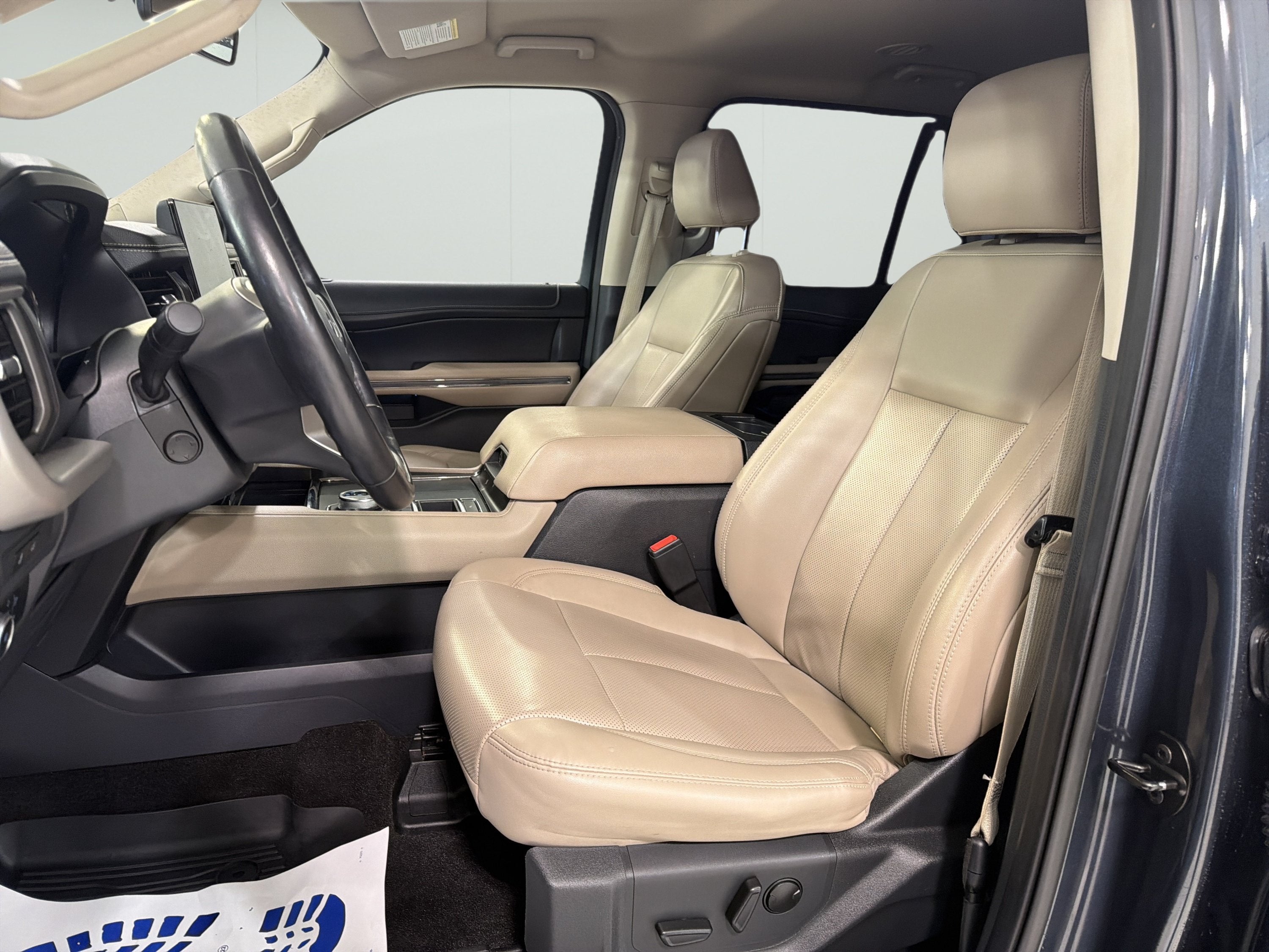 2022 Ford Expedition Max XLT