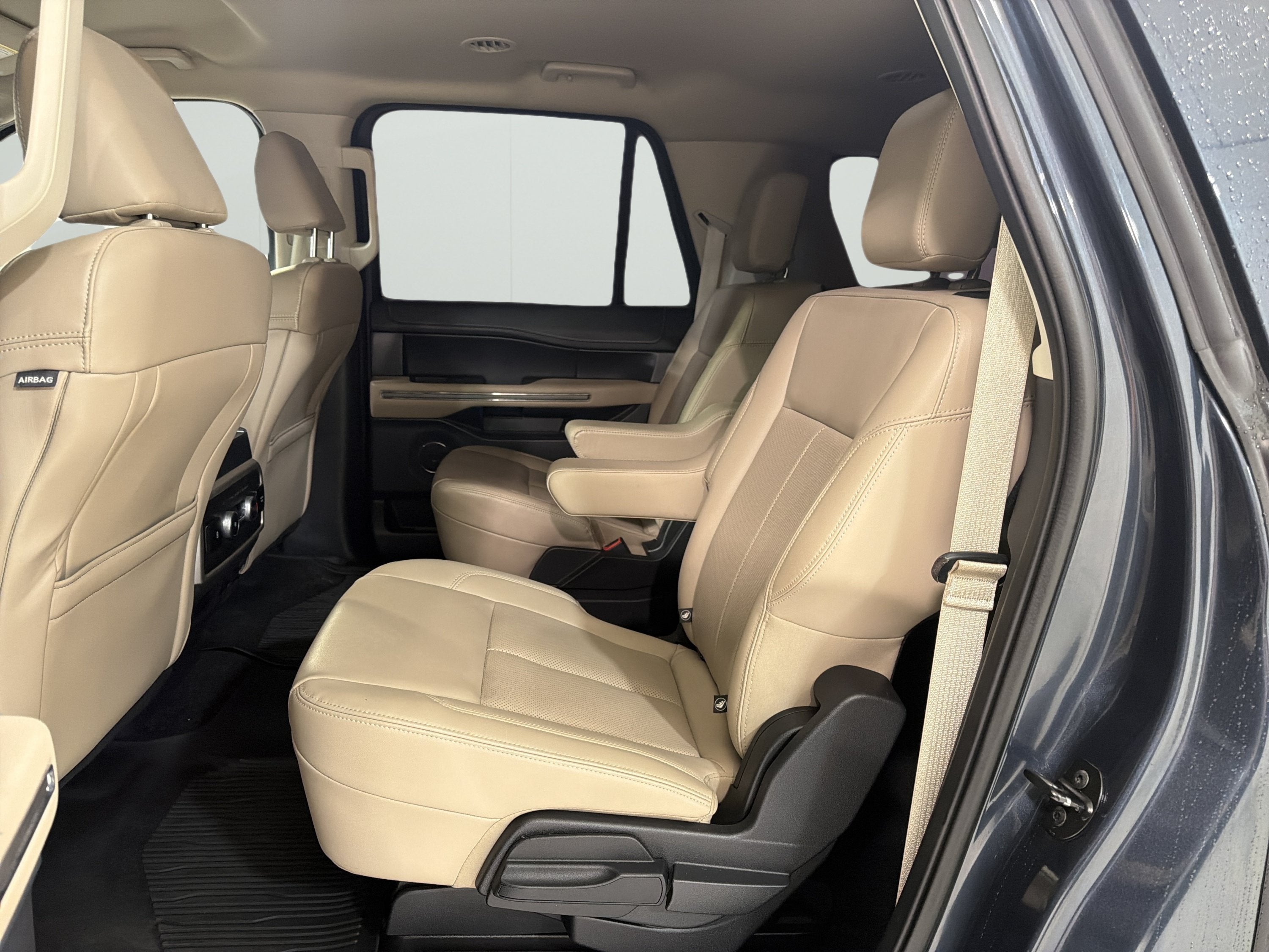2022 Ford Expedition Max XLT