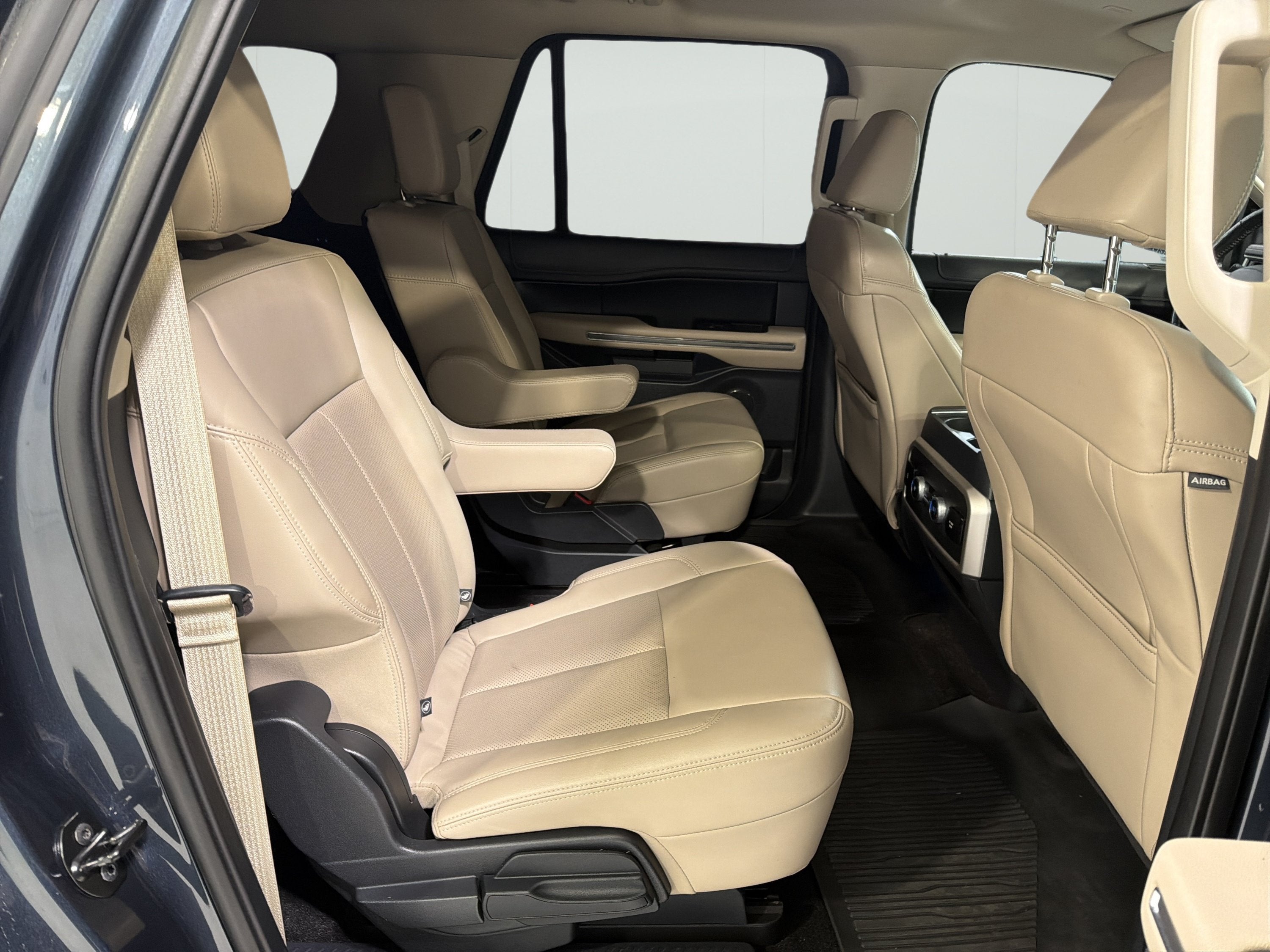 2022 Ford Expedition Max XLT
