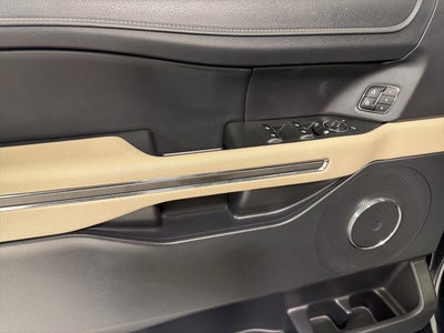 2022 Ford Expedition Max XLT