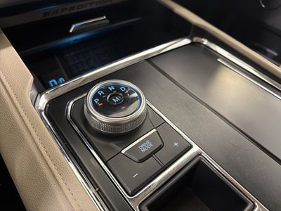 2022 Ford Expedition Max XLT