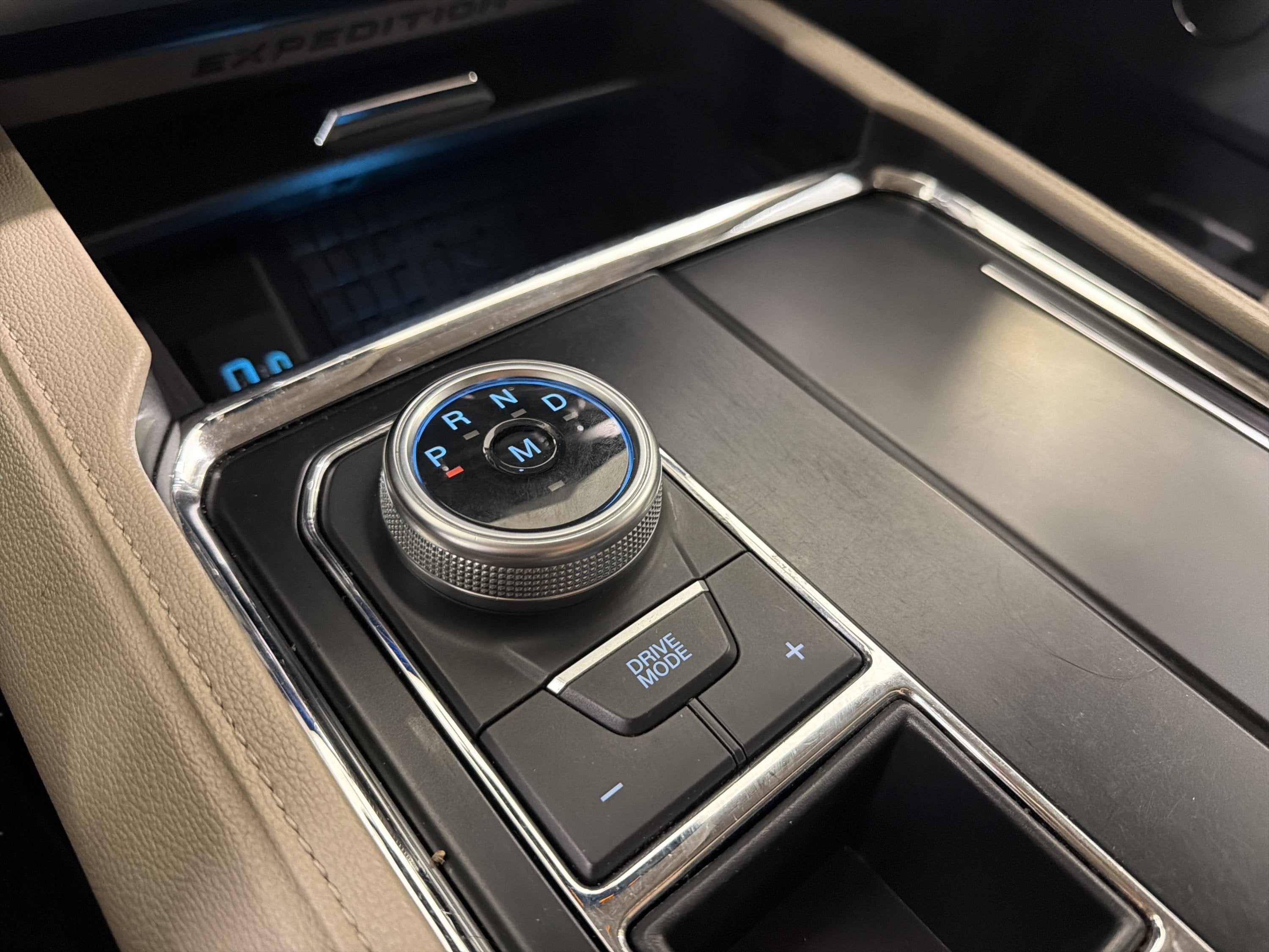 2022 Ford Expedition Max XLT