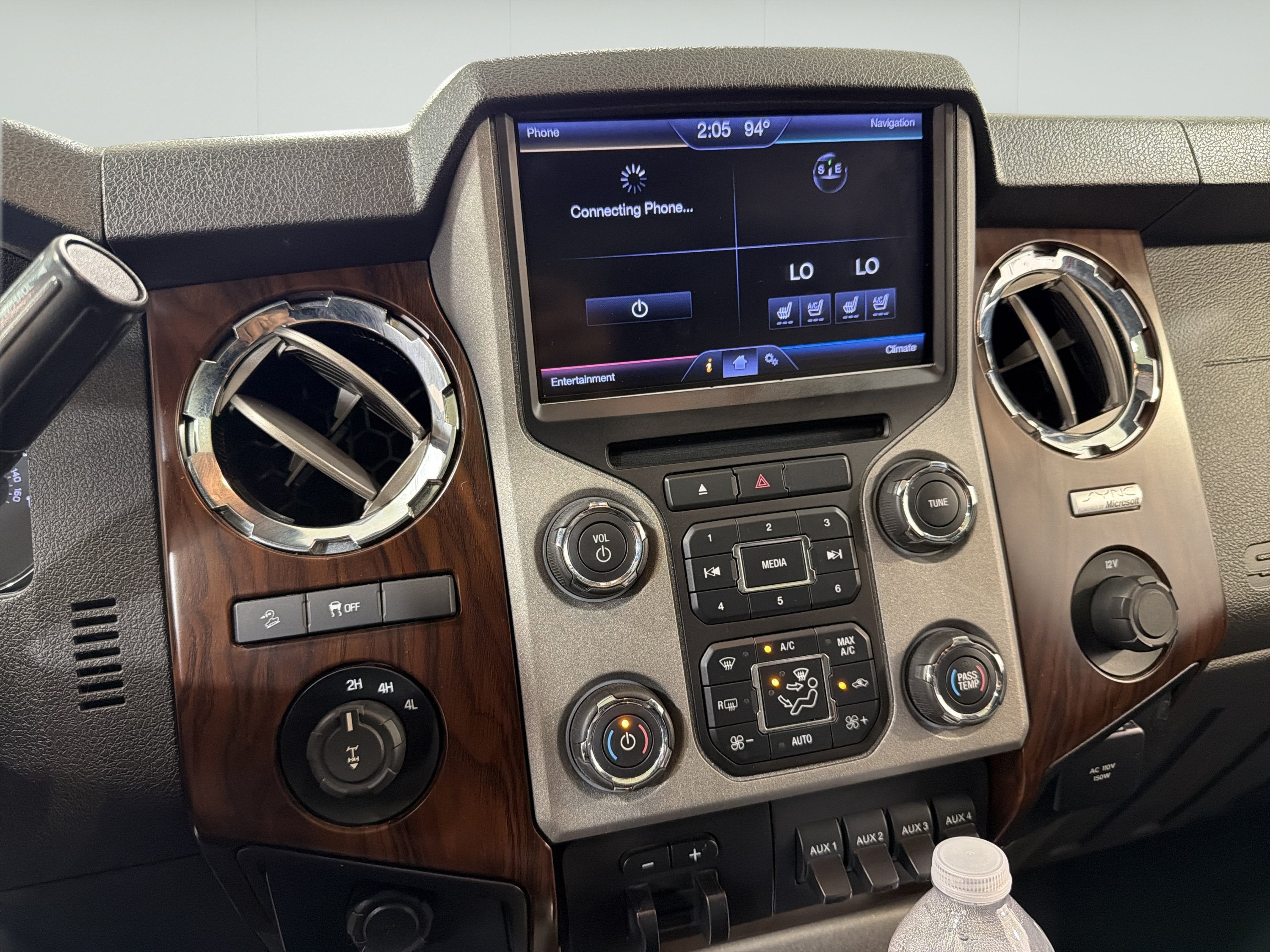2014 Ford Super Duty F-250 SRW Lariat