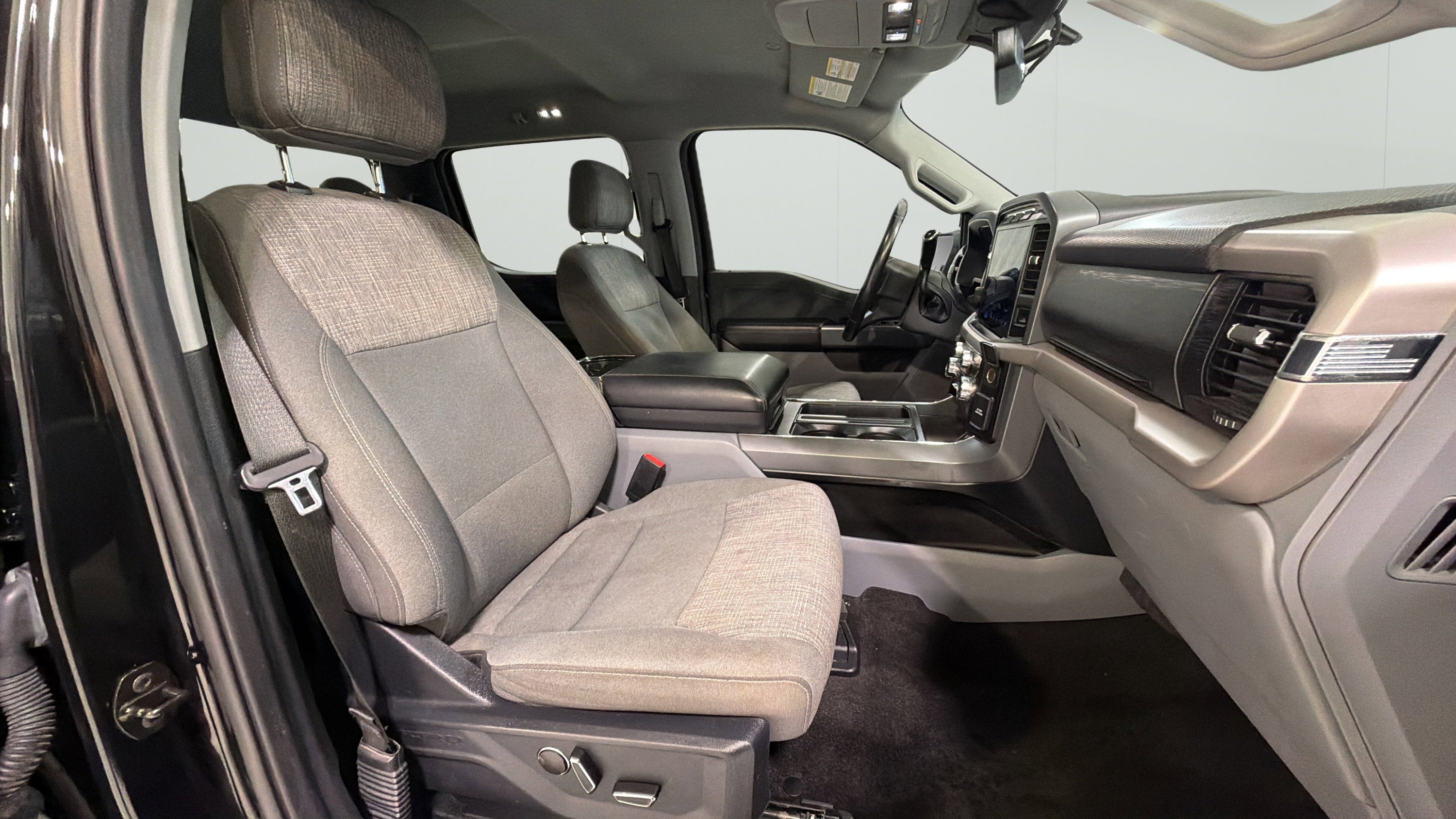 2021 Ford F-150 Base
