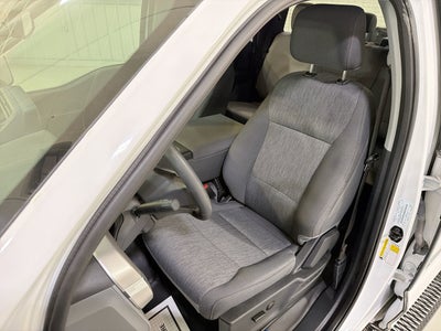 2022 Ford F-150 Base