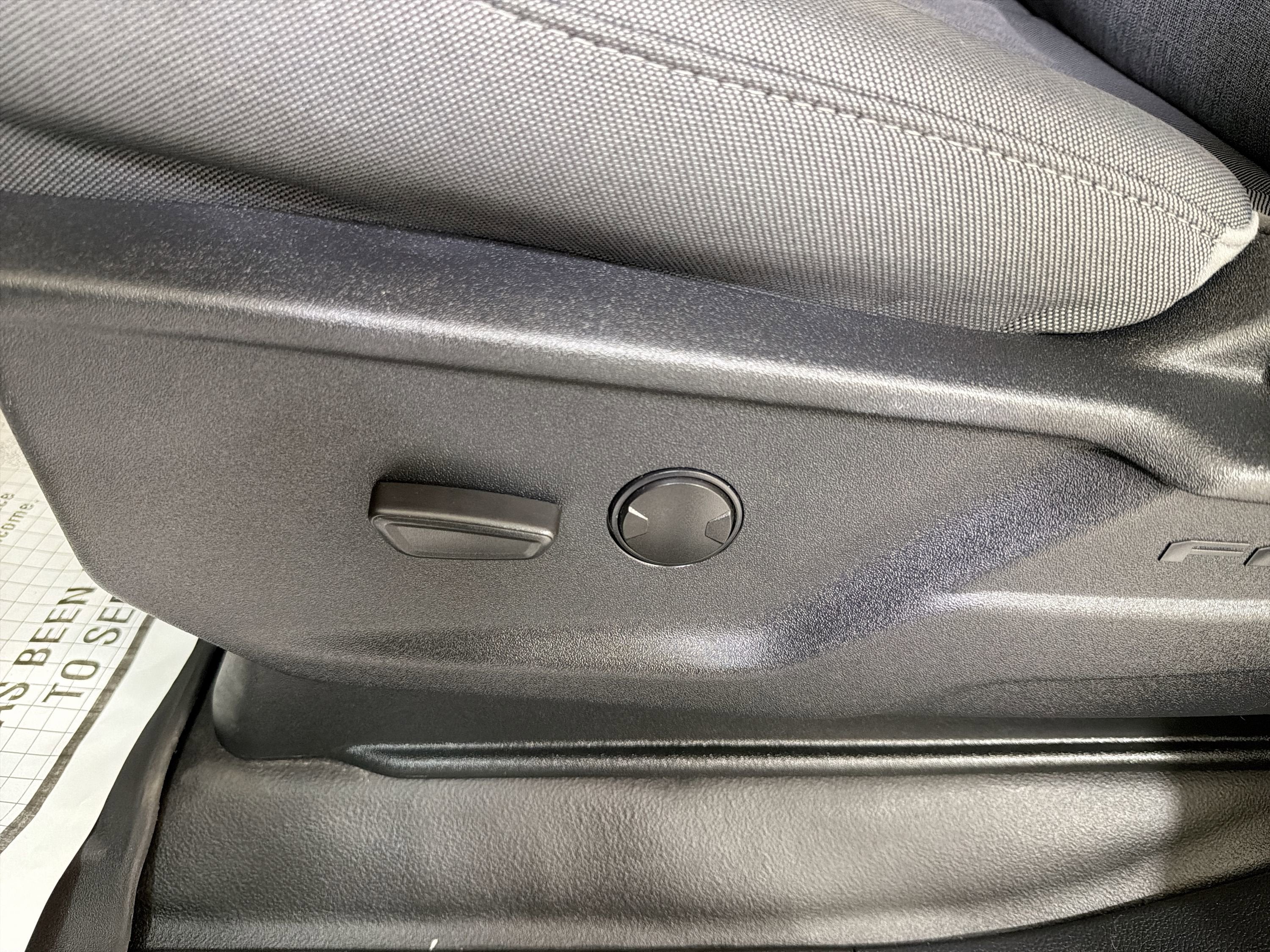 2022 Ford F-150 Base