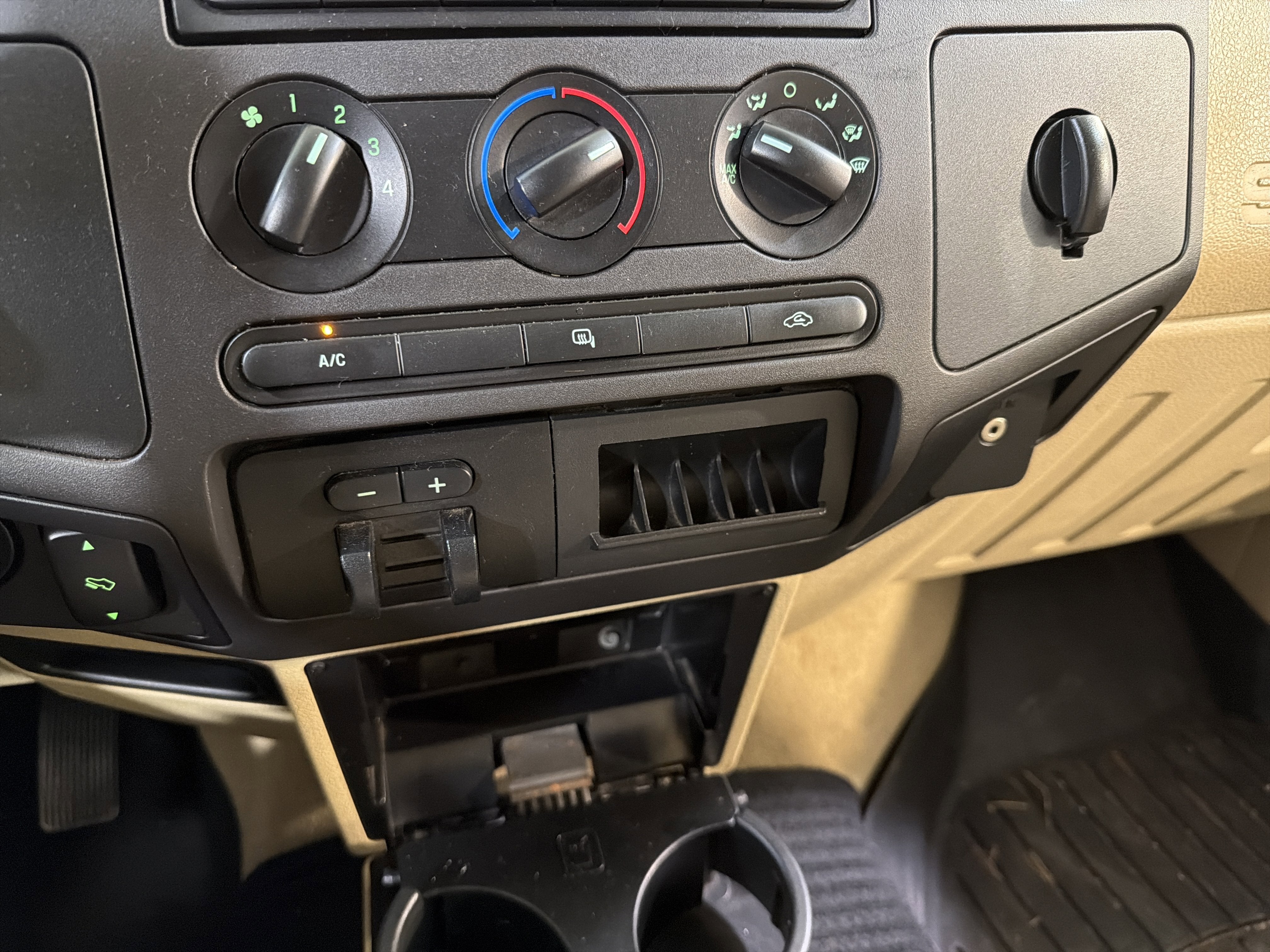 2009 Ford Super Duty F-250 SRW Lariat