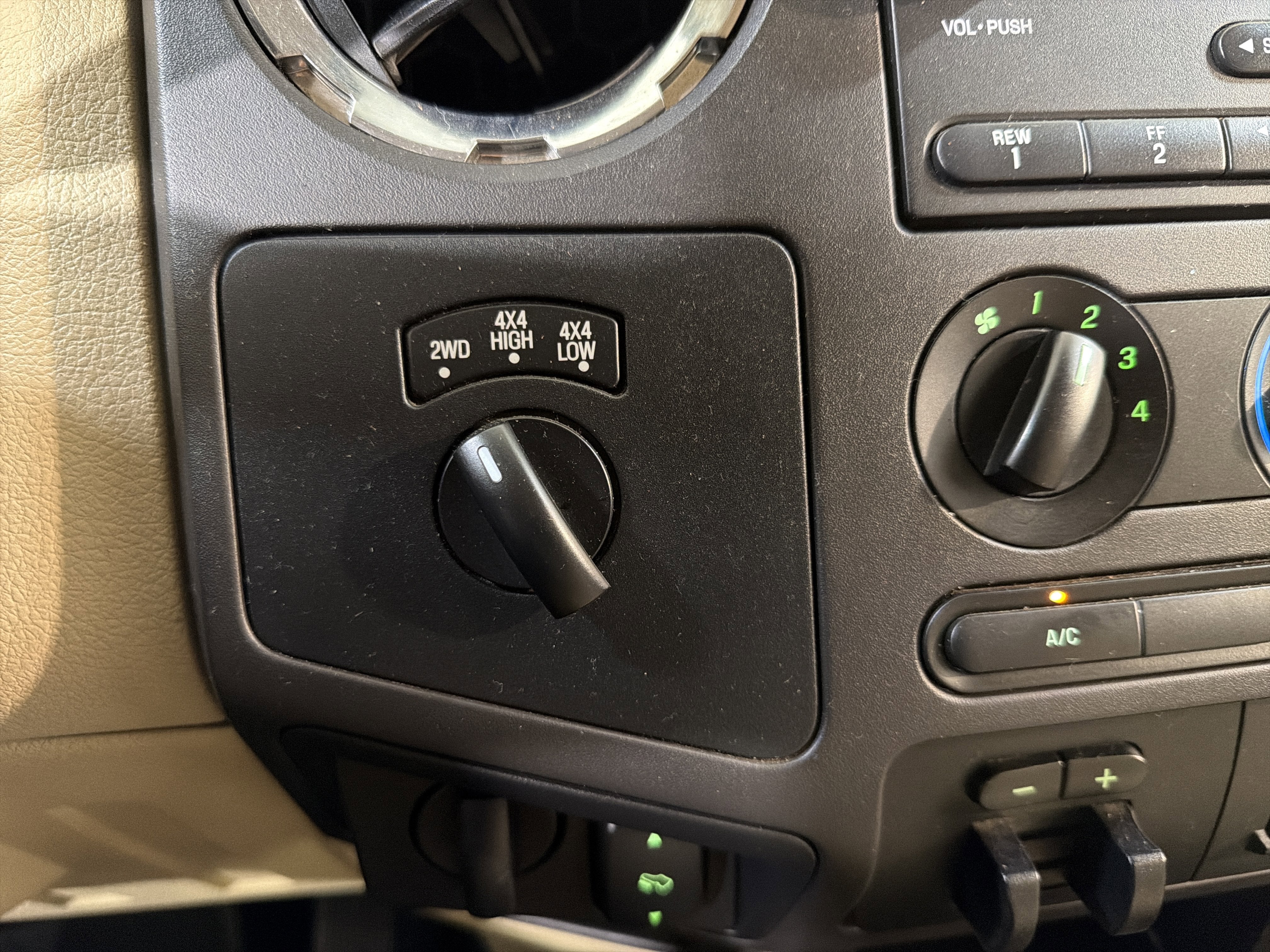 2009 Ford Super Duty F-250 SRW Lariat