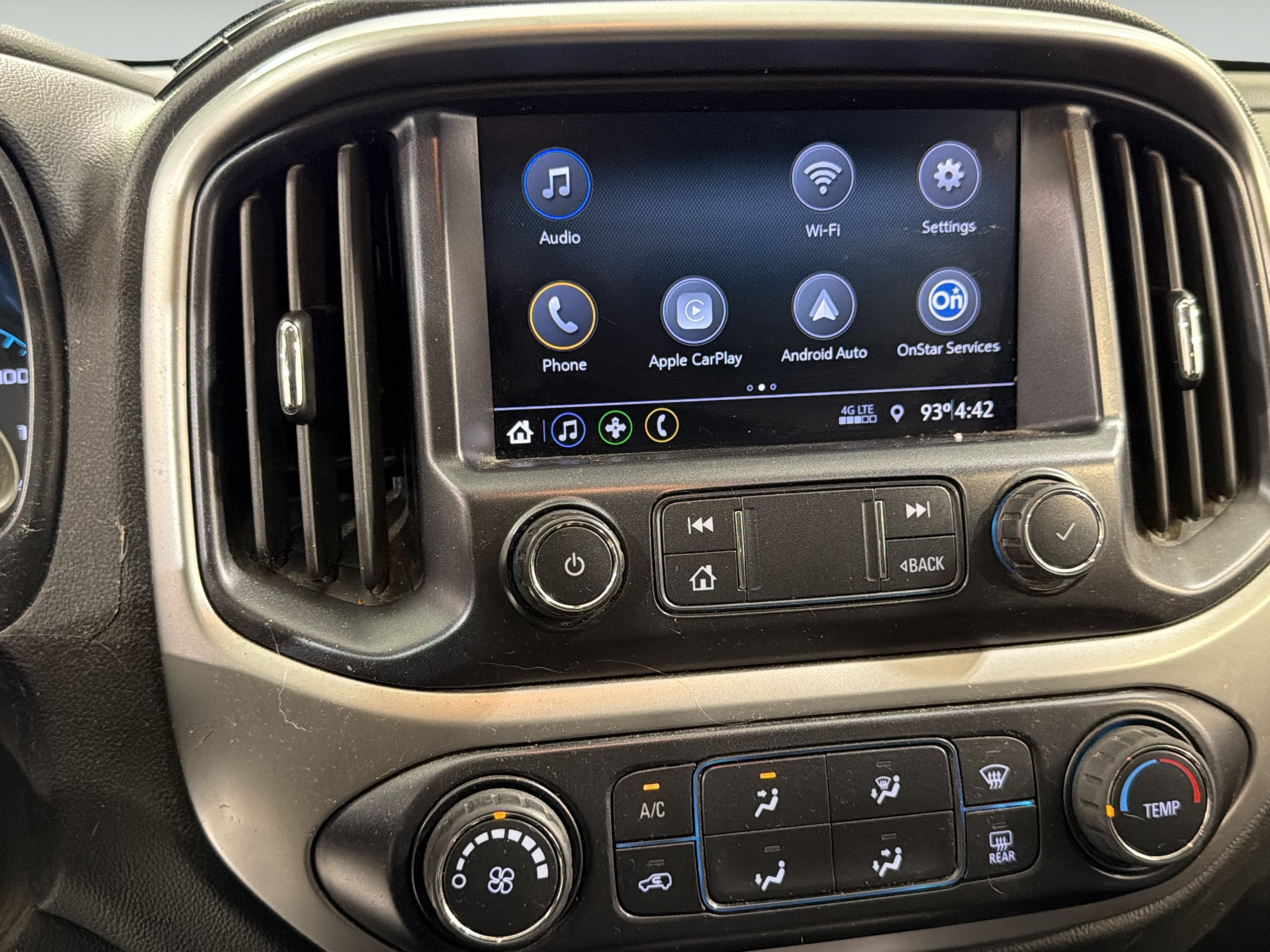 2022 Chevrolet Colorado 2WD LT