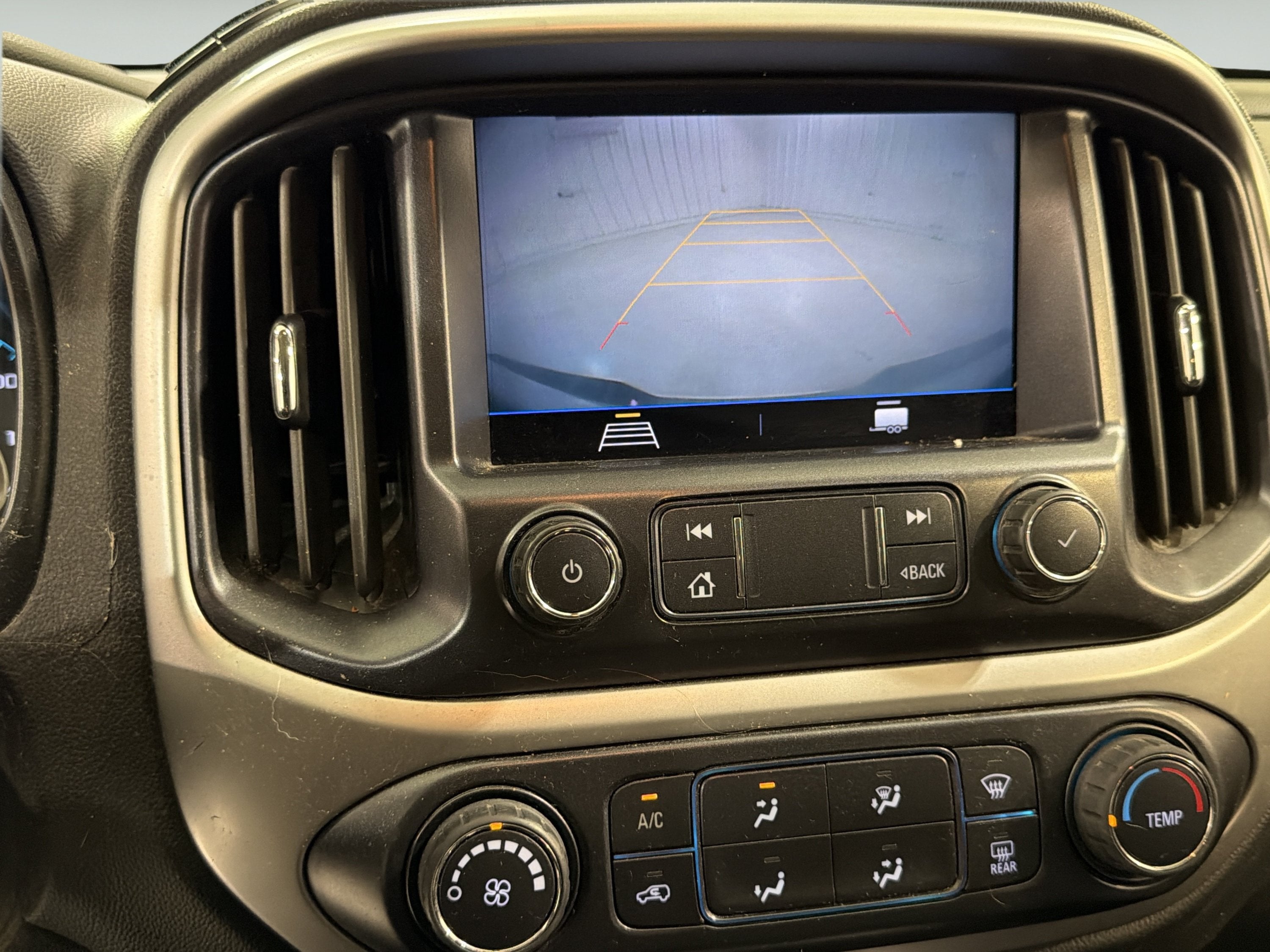 2022 Chevrolet Colorado 2WD LT