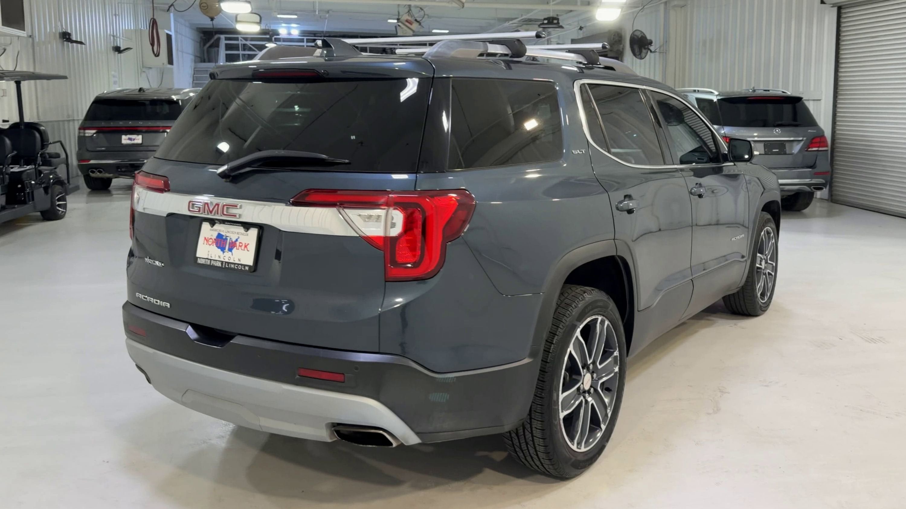 2020 GMC Acadia SLT