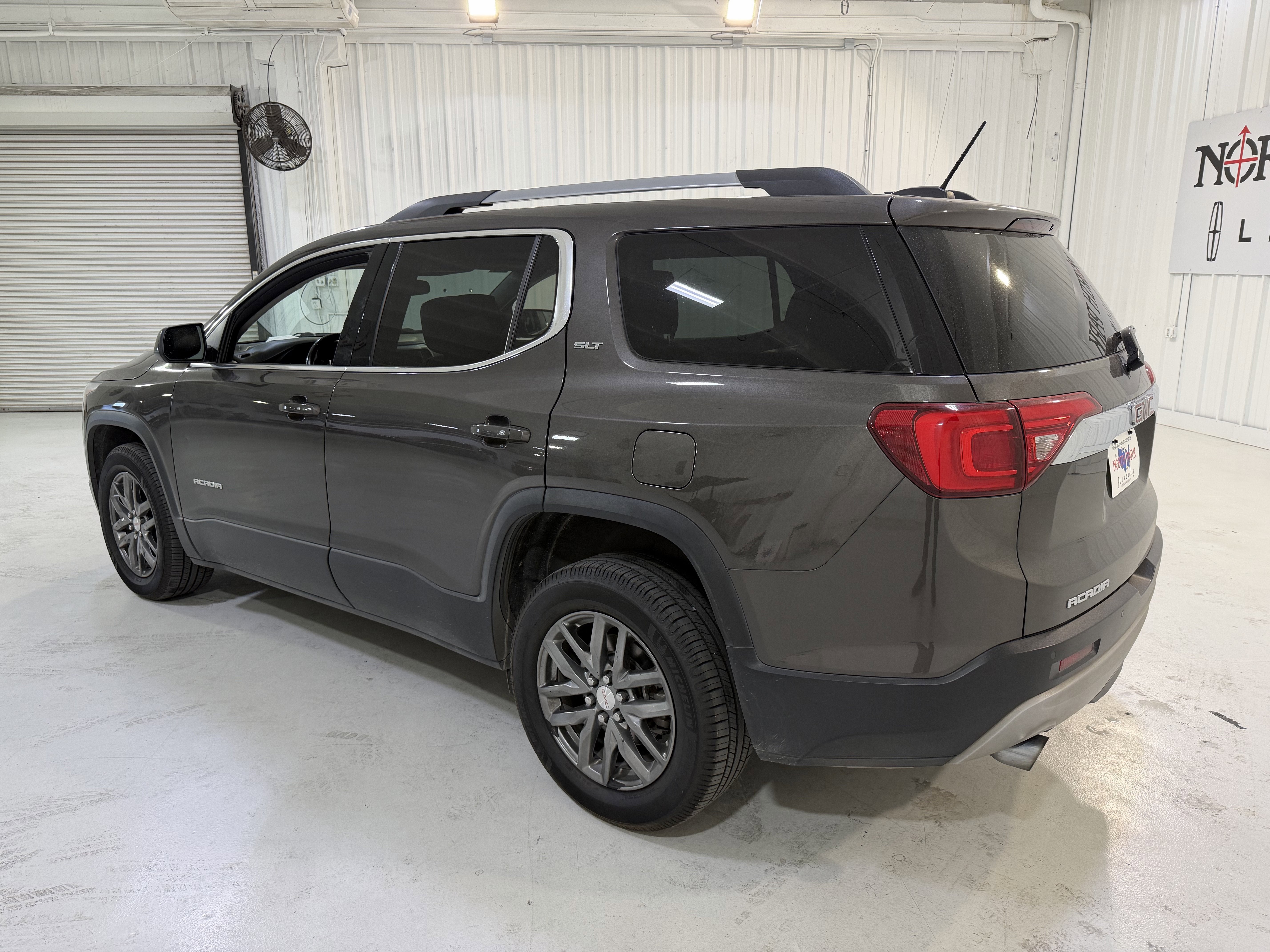 2019 GMC Acadia SLT