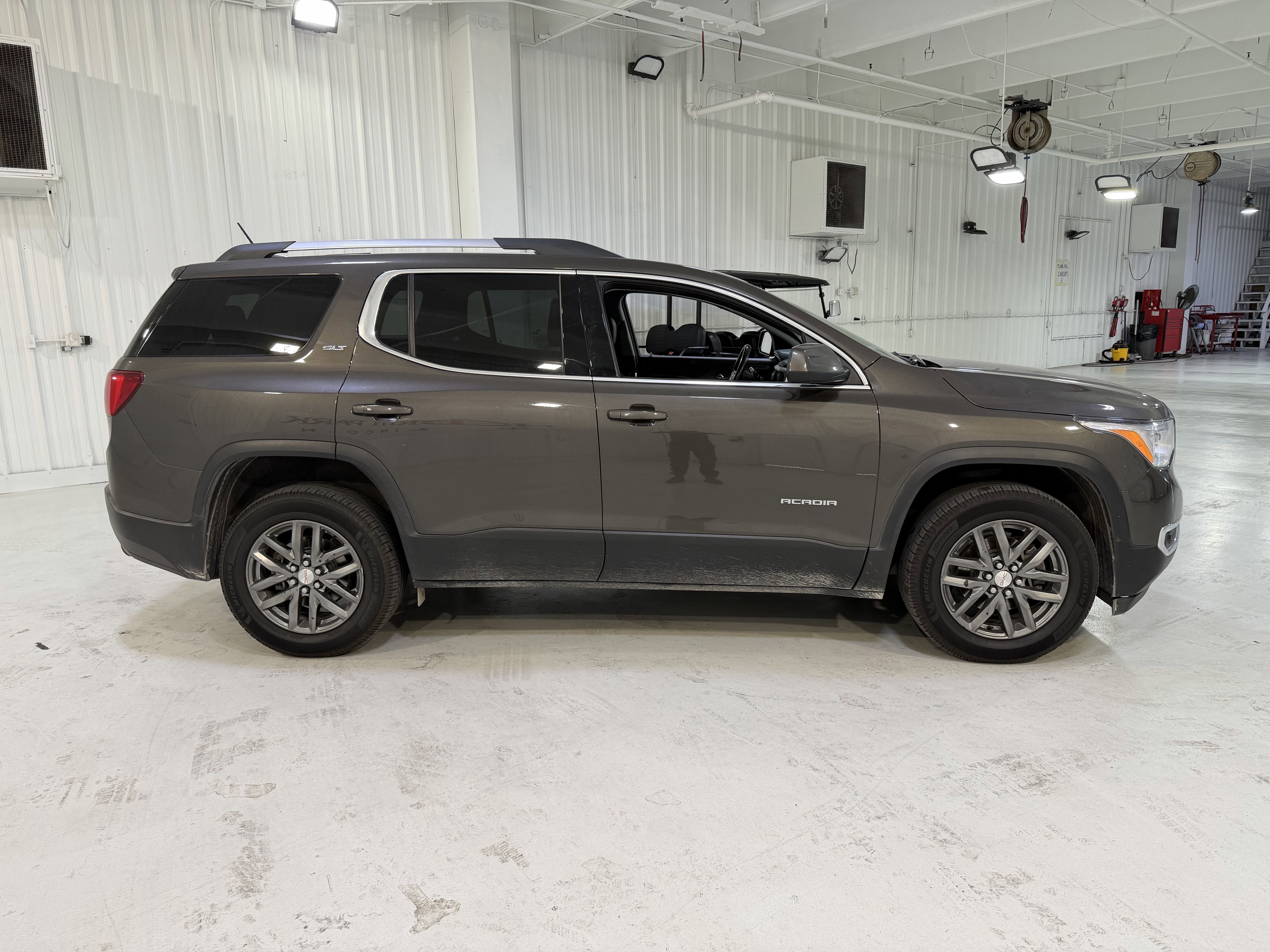 2019 GMC Acadia SLT