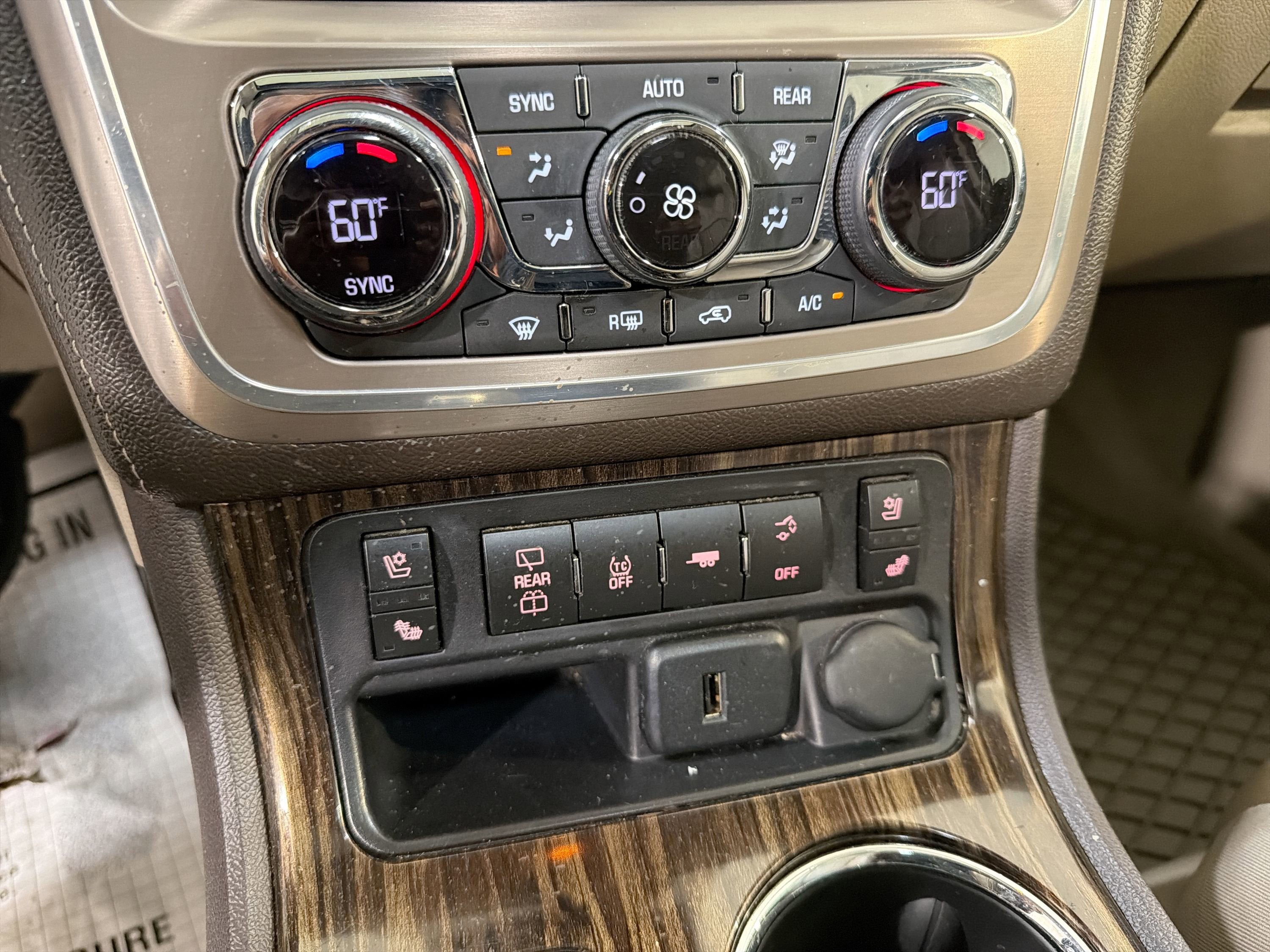 2016 GMC Acadia Denali