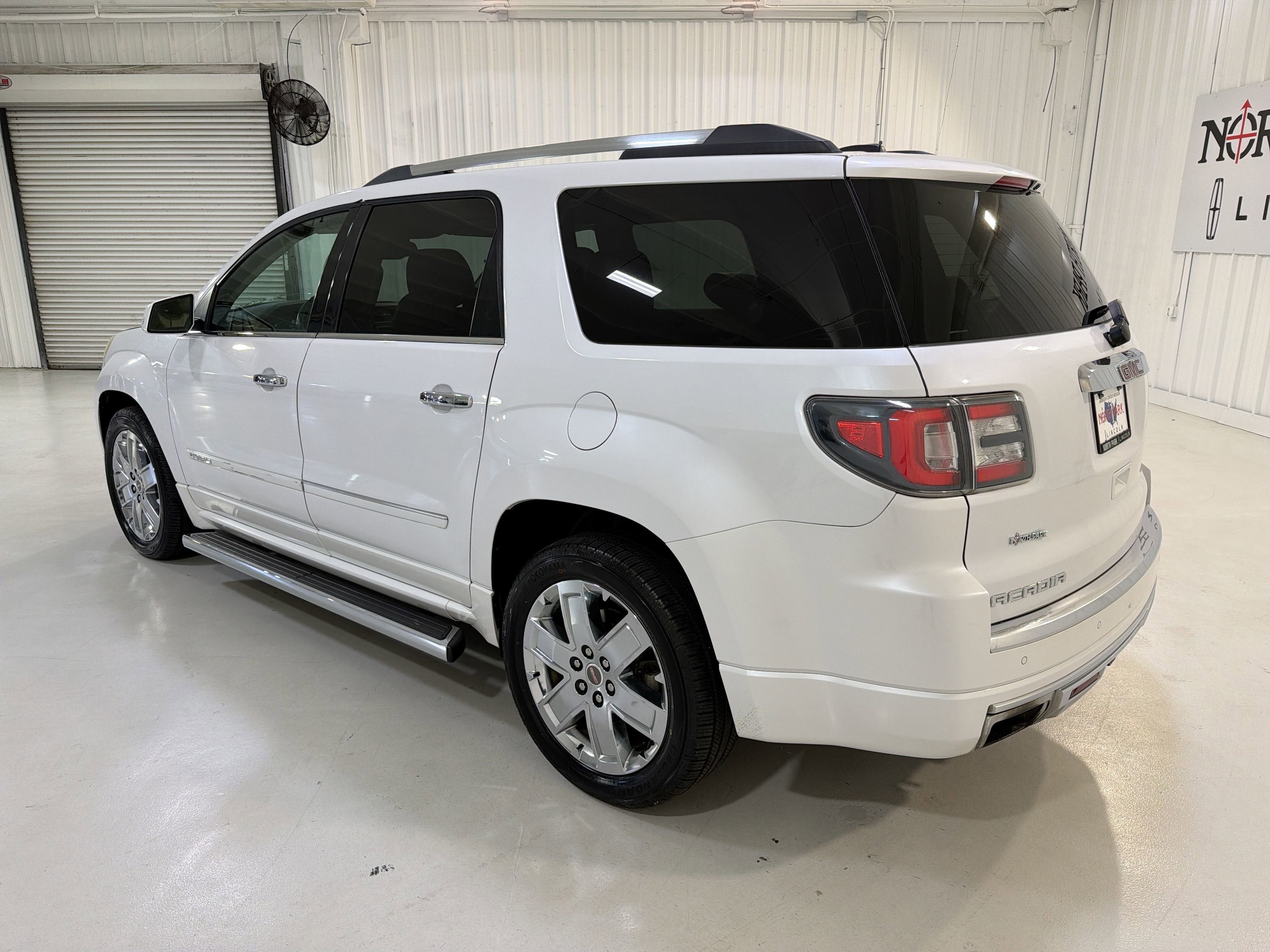 2016 GMC Acadia Denali