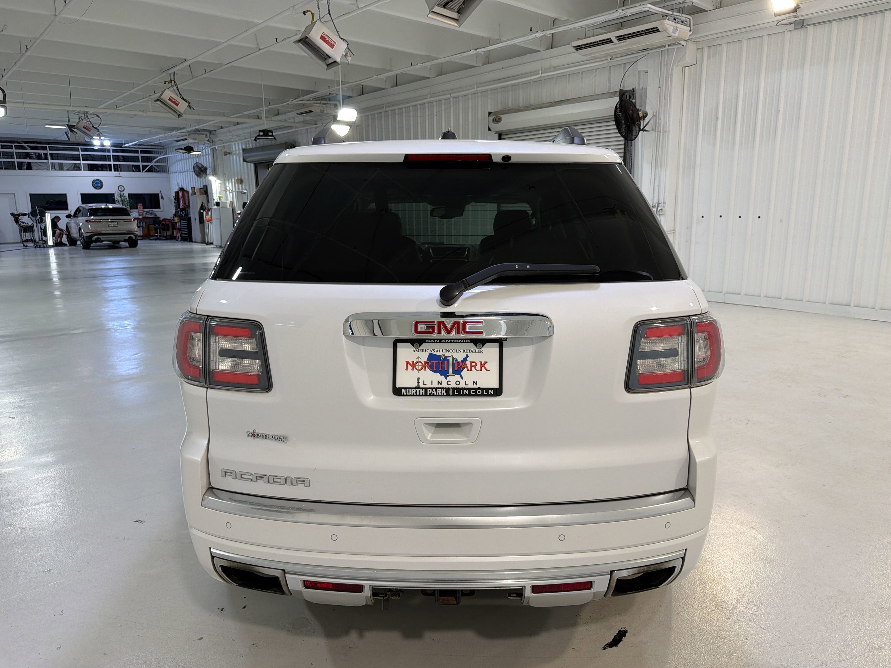 2016 GMC Acadia Denali