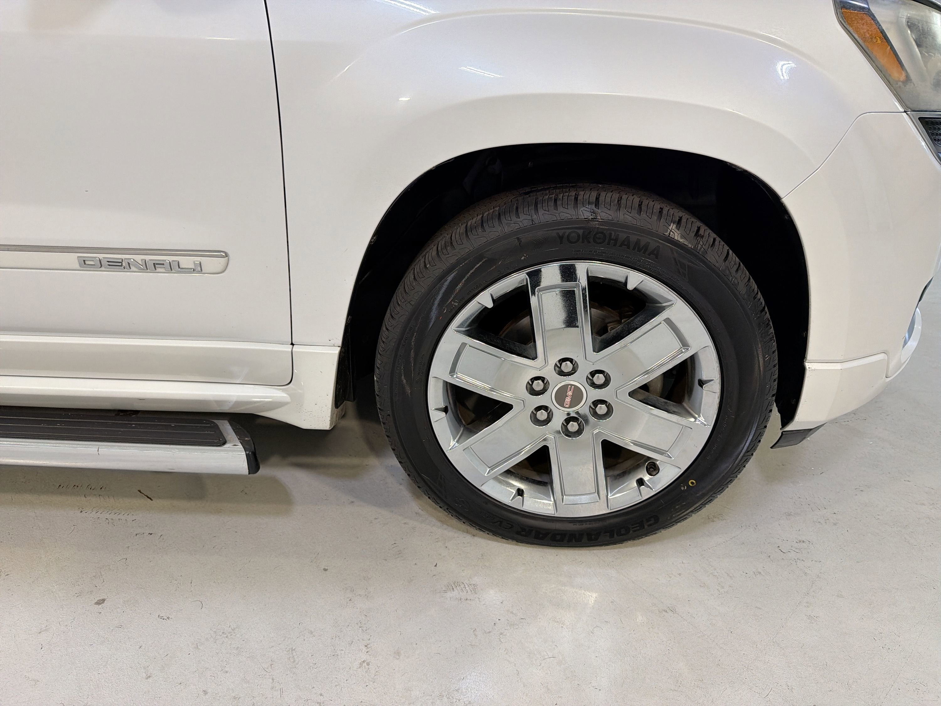 2016 GMC Acadia Denali