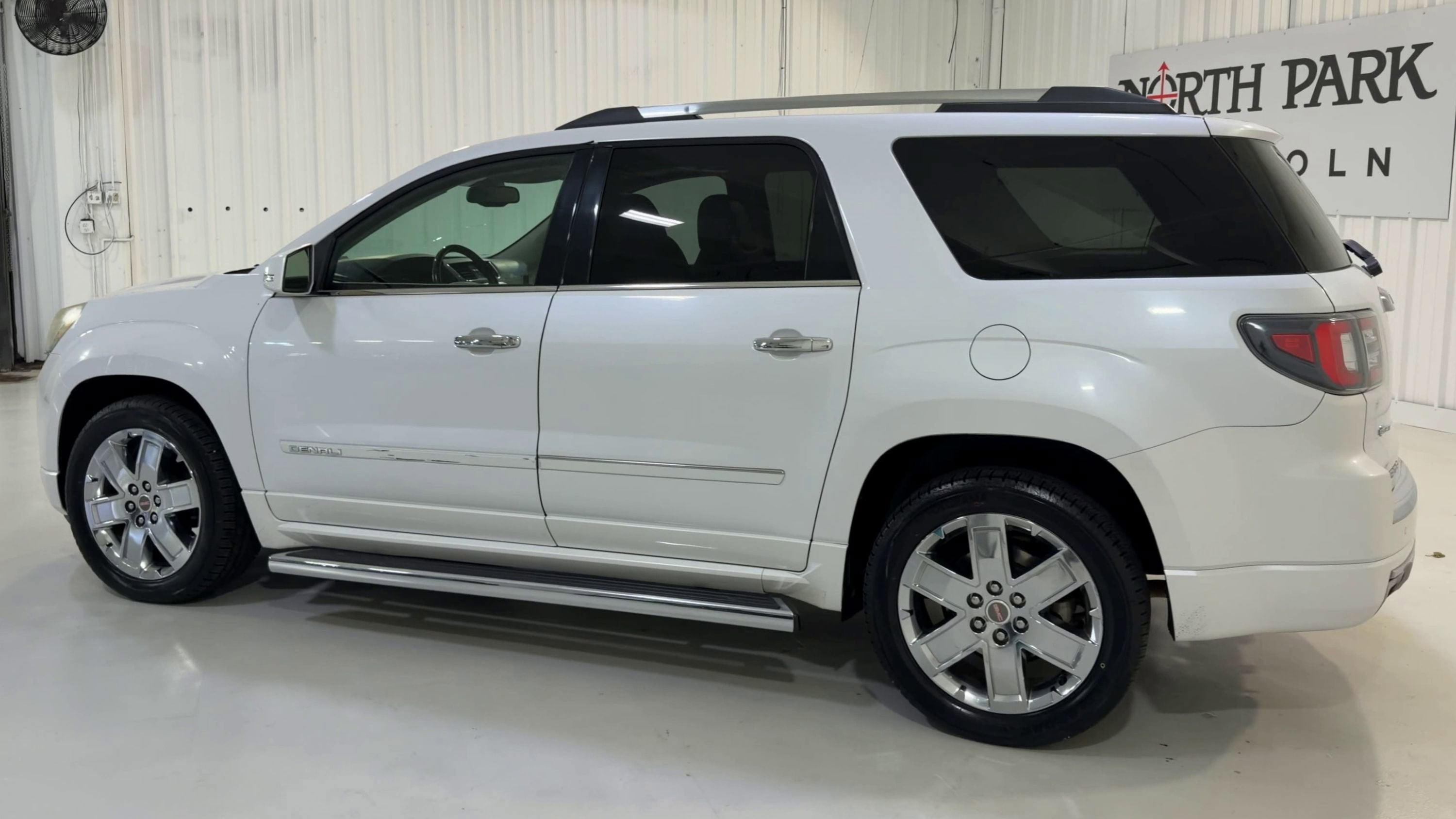 2016 GMC Acadia Denali