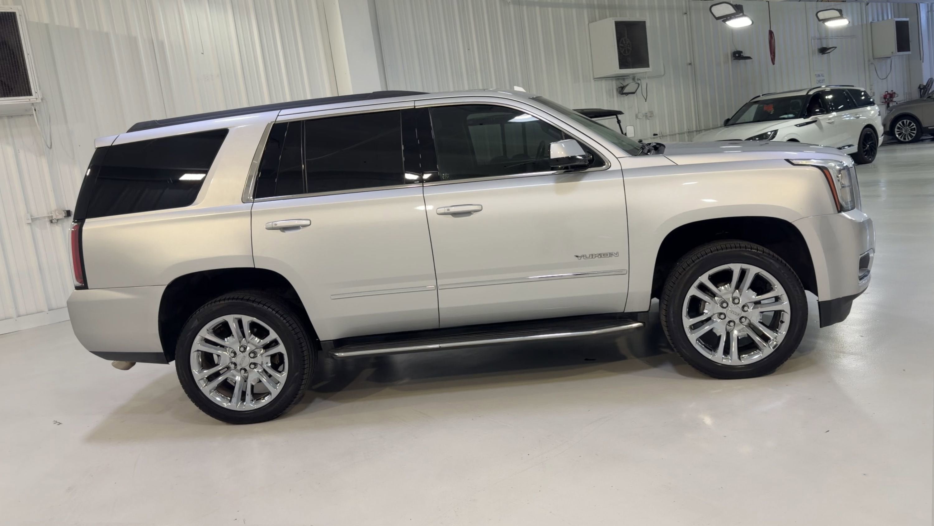 1GKS1BKC3JR347123