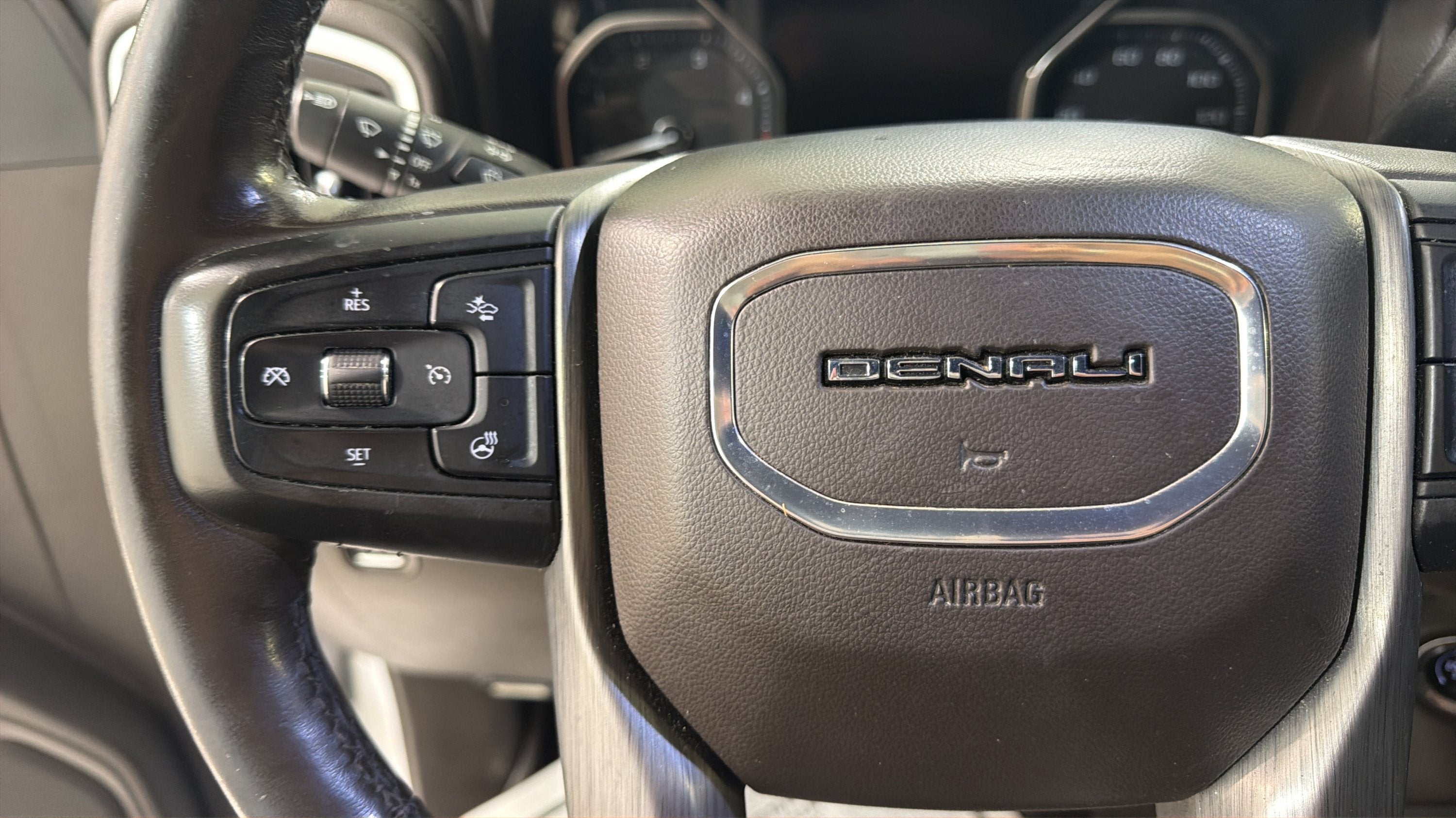 2020 GMC Sierra 2500HD Denali