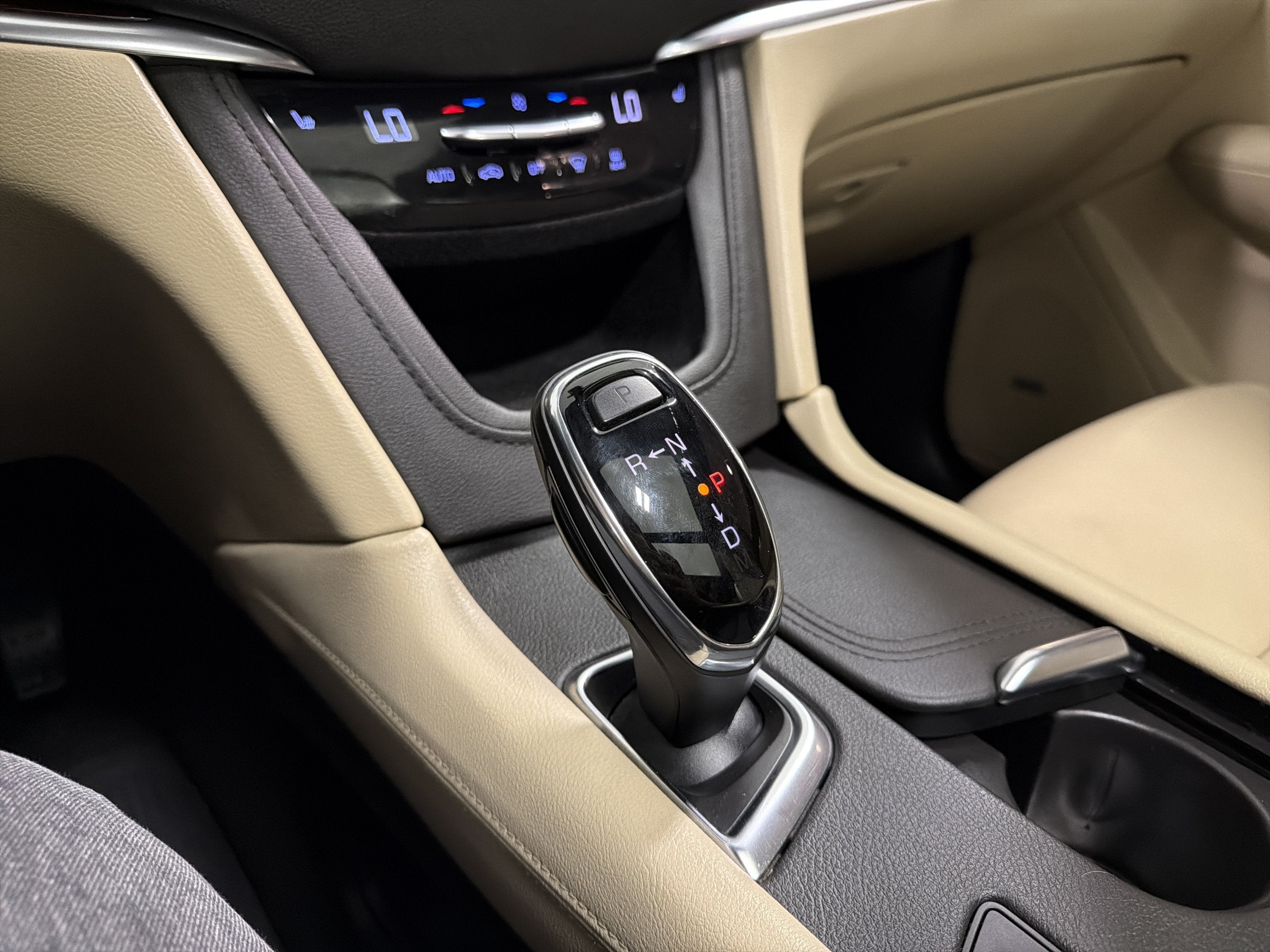 2019 Cadillac XT5 Luxury FWD