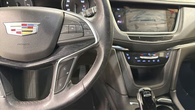 2022 Cadillac XT5 FWD Premium Luxury