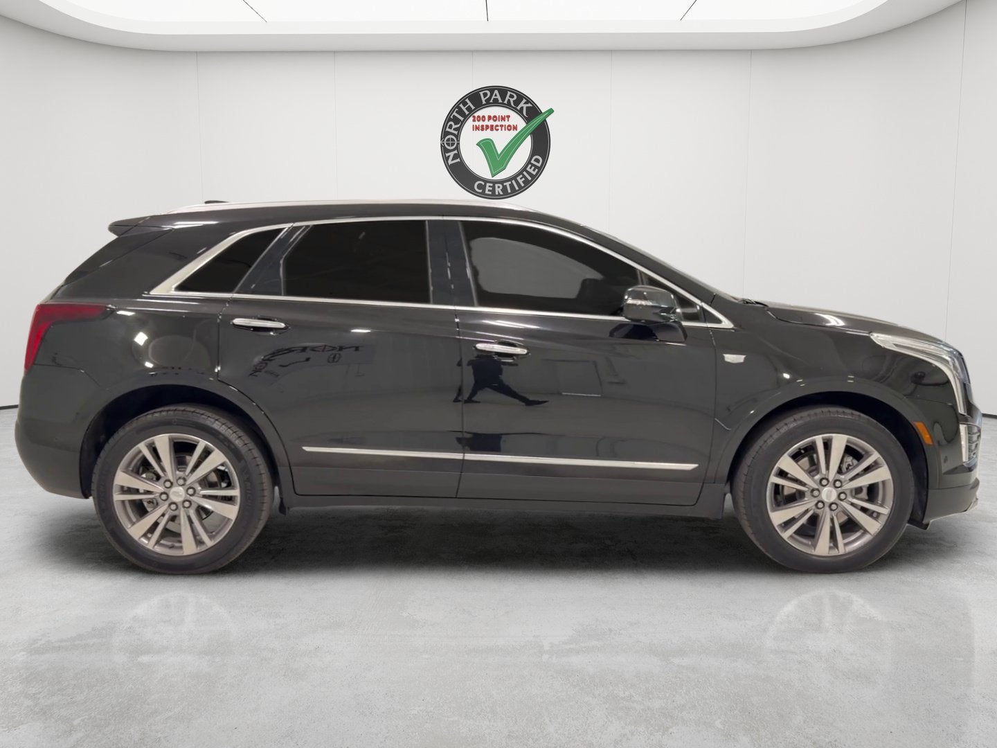 2022 Cadillac XT5 FWD Premium Luxury