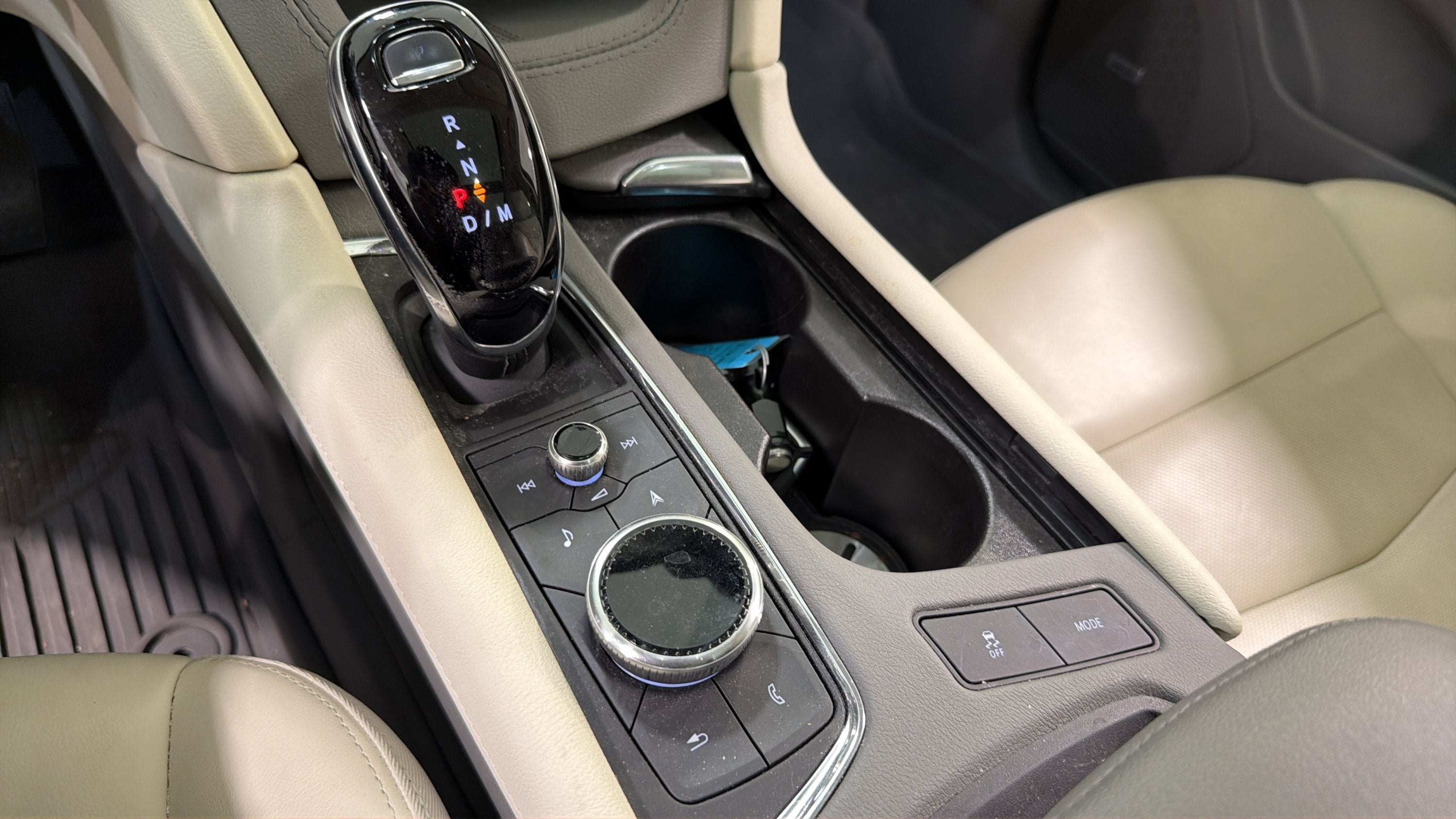 2024 Cadillac XT5 FWD Premium Luxury