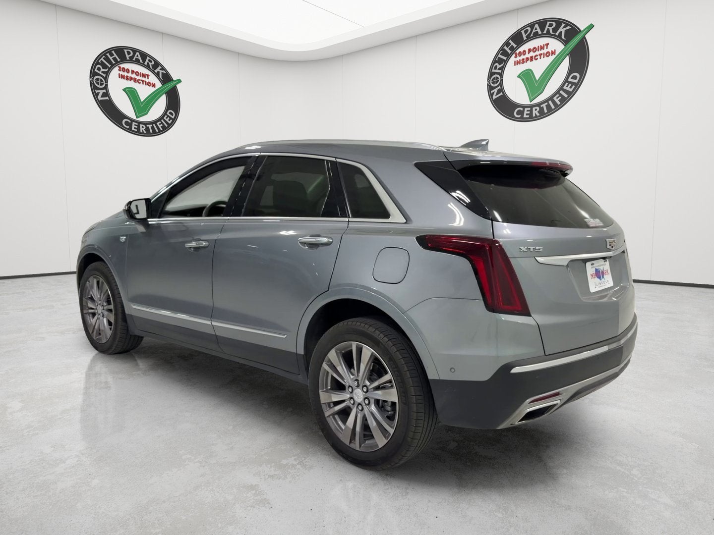 2024 Cadillac XT5 FWD Premium Luxury