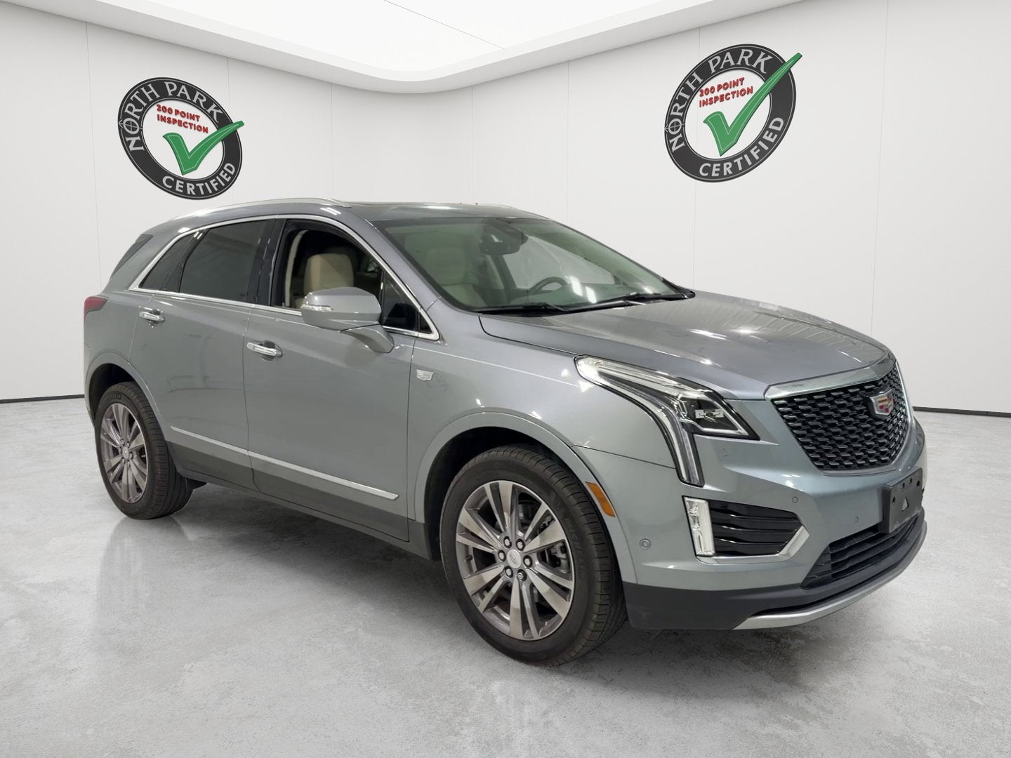2024 Cadillac XT5 FWD Premium Luxury
