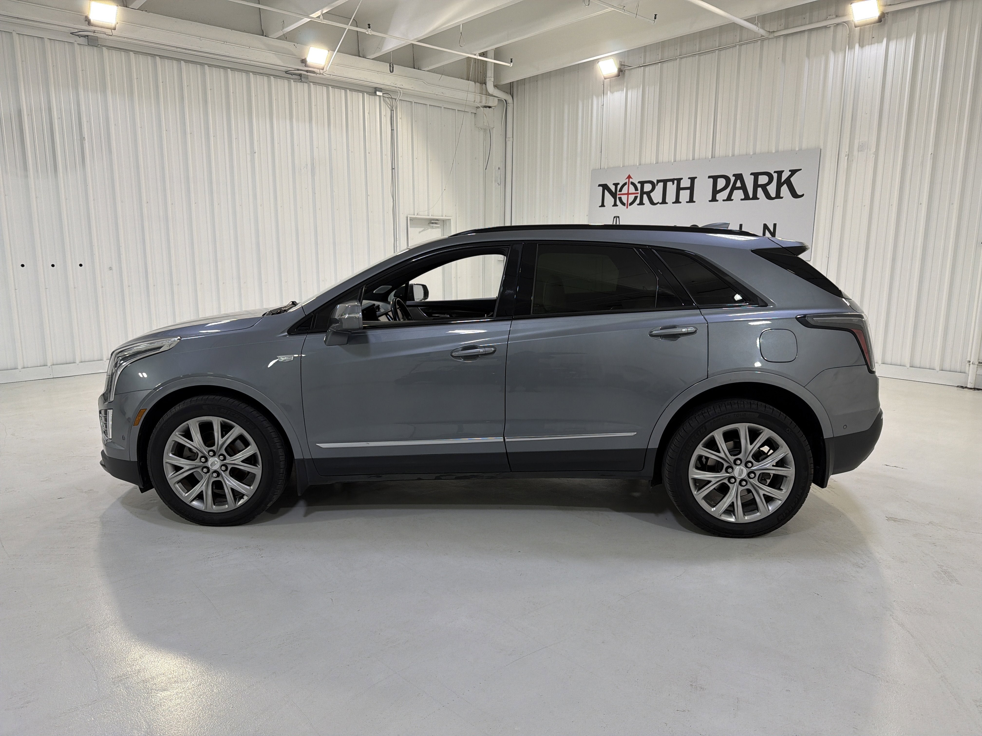 2020 Cadillac XT5 Sport AWD
