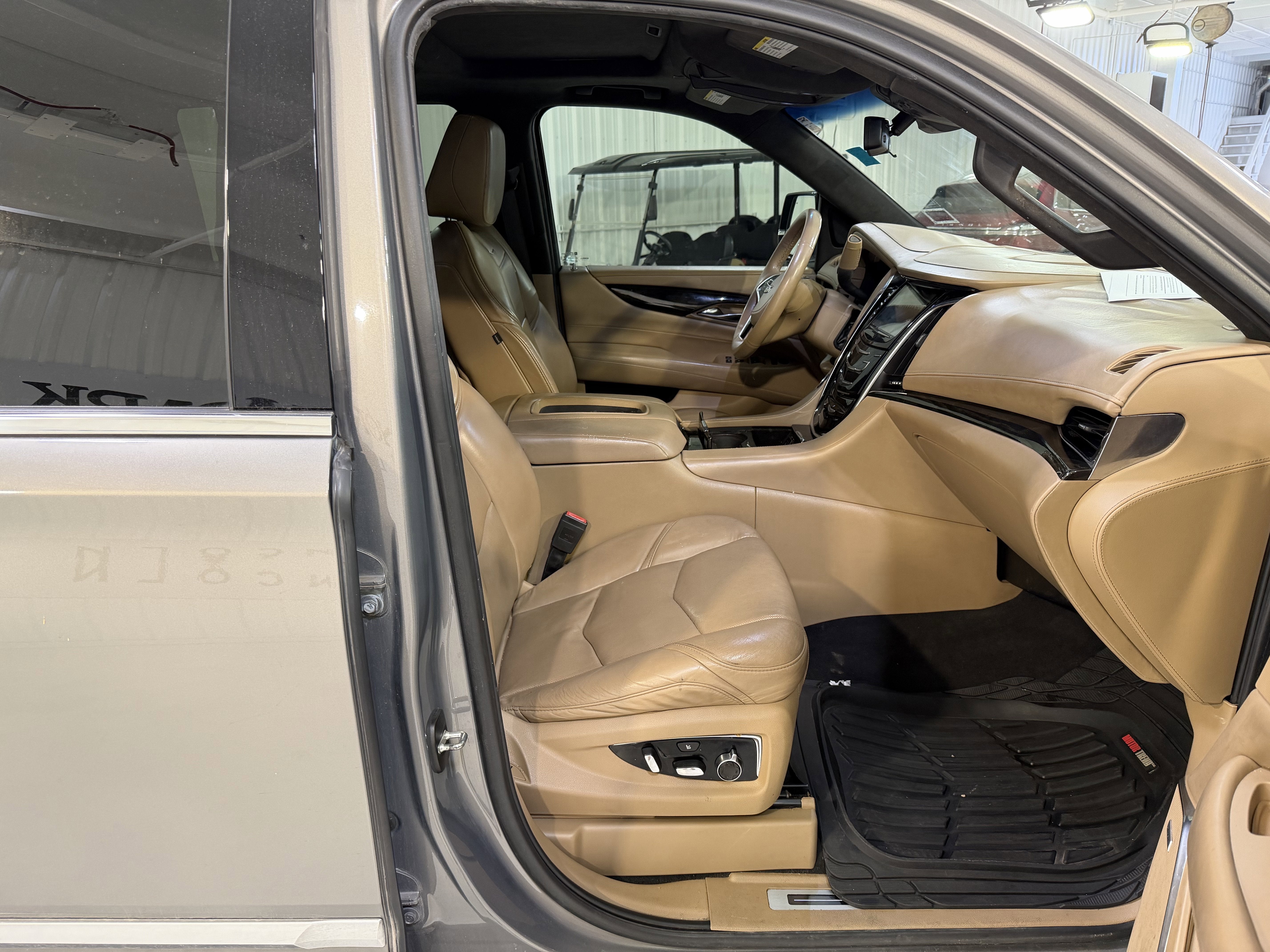2018 Cadillac Escalade ESV Platinum