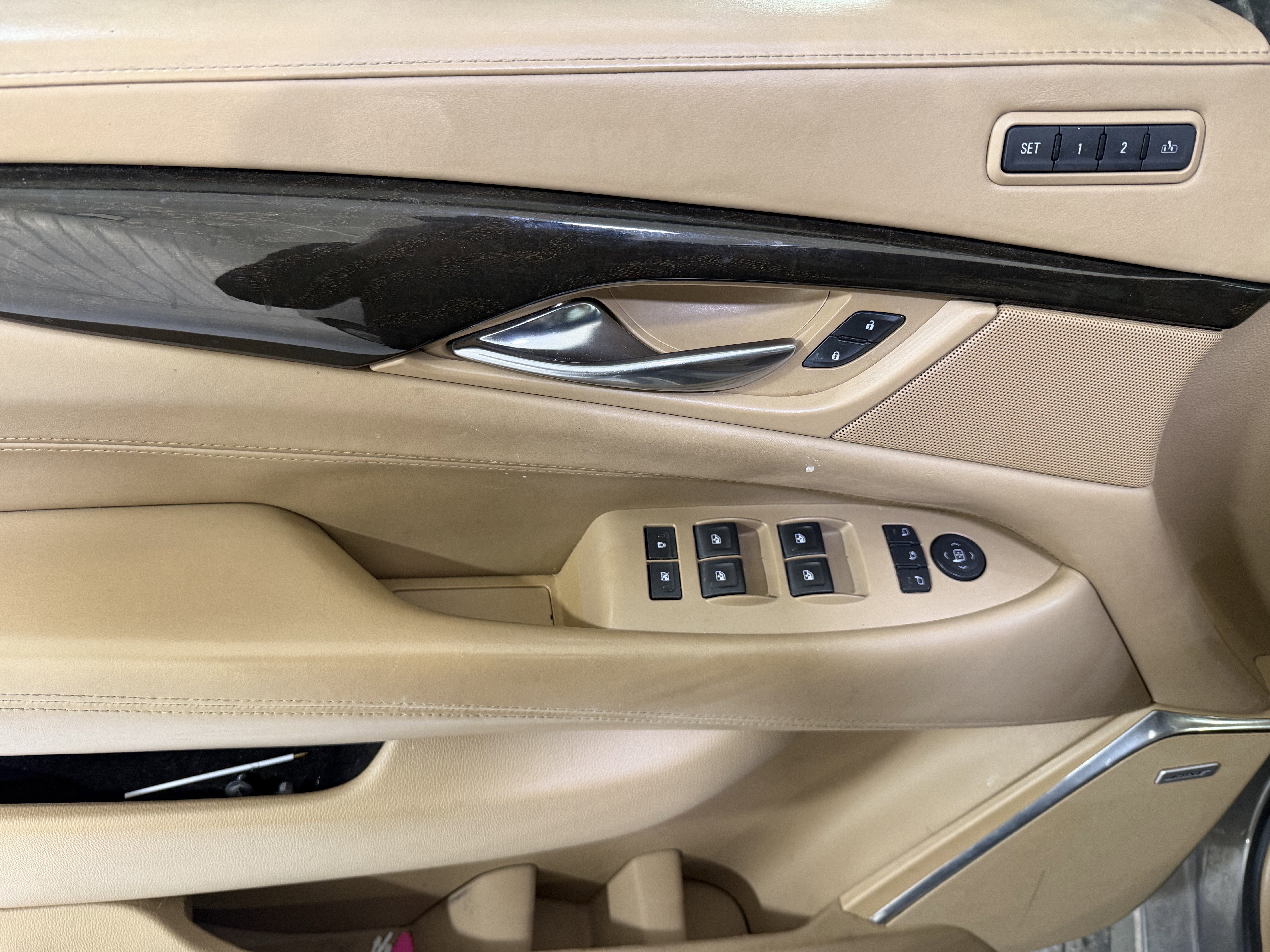 2018 Cadillac Escalade ESV Platinum