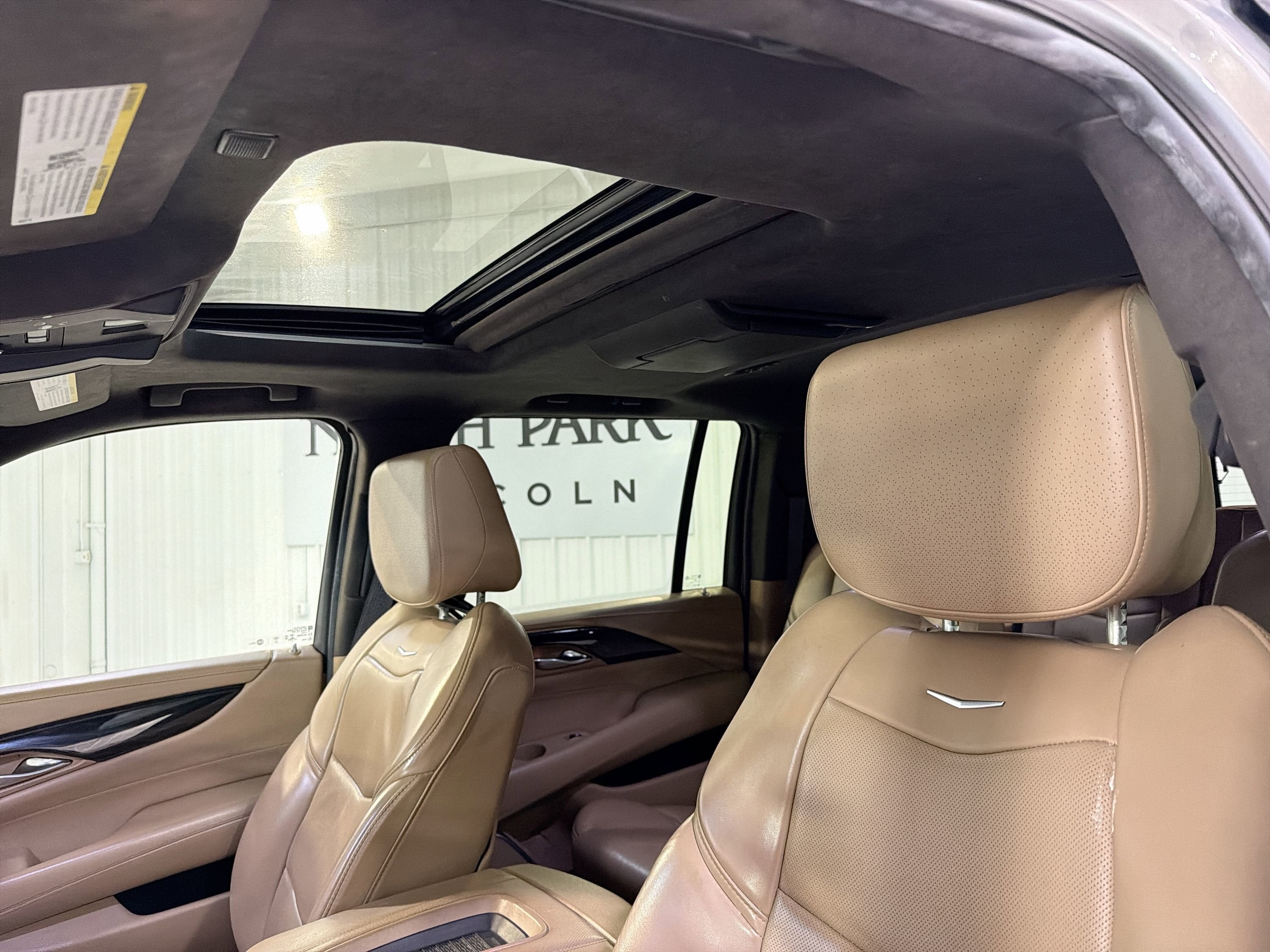 2018 Cadillac Escalade ESV Platinum